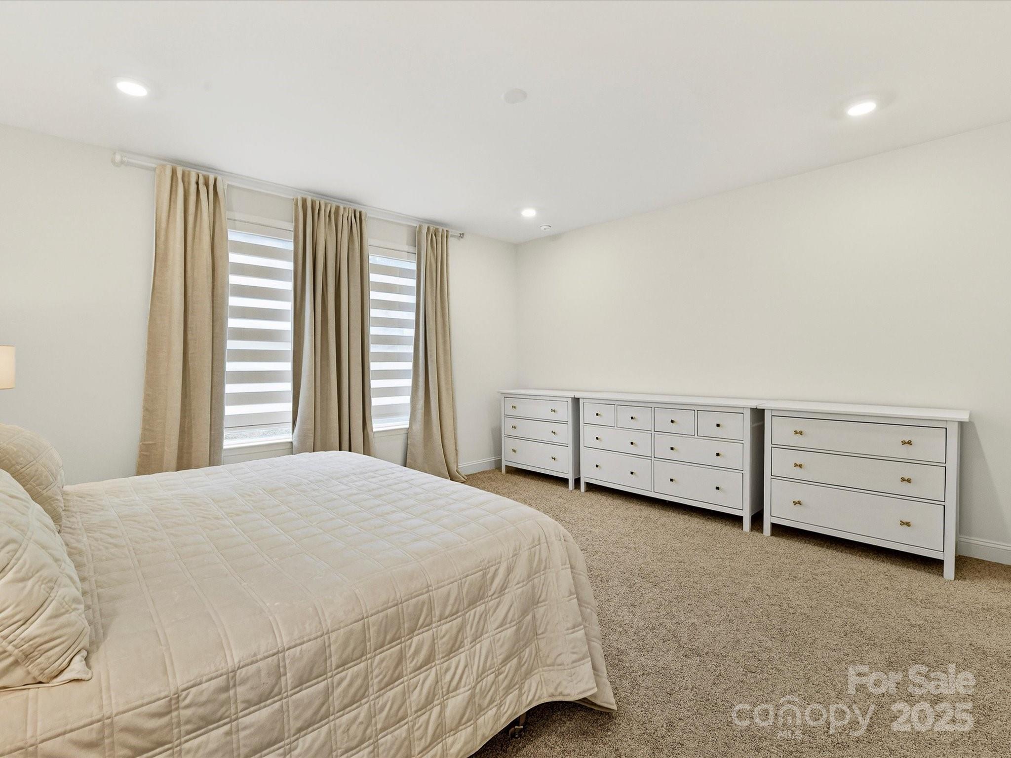 4790 Formation Court — Lancaster