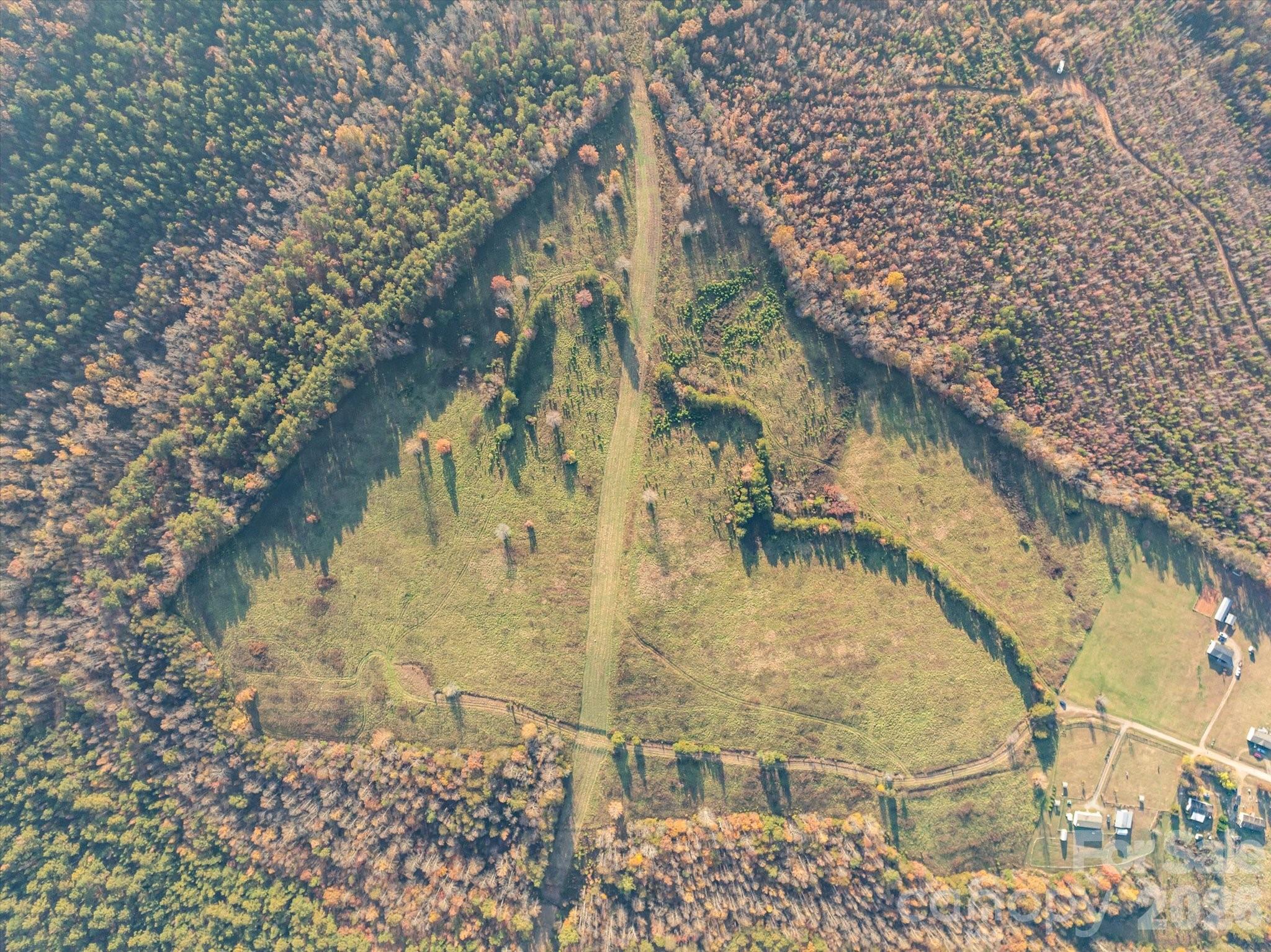 1888 Pea Ridge Road — Mill Spring