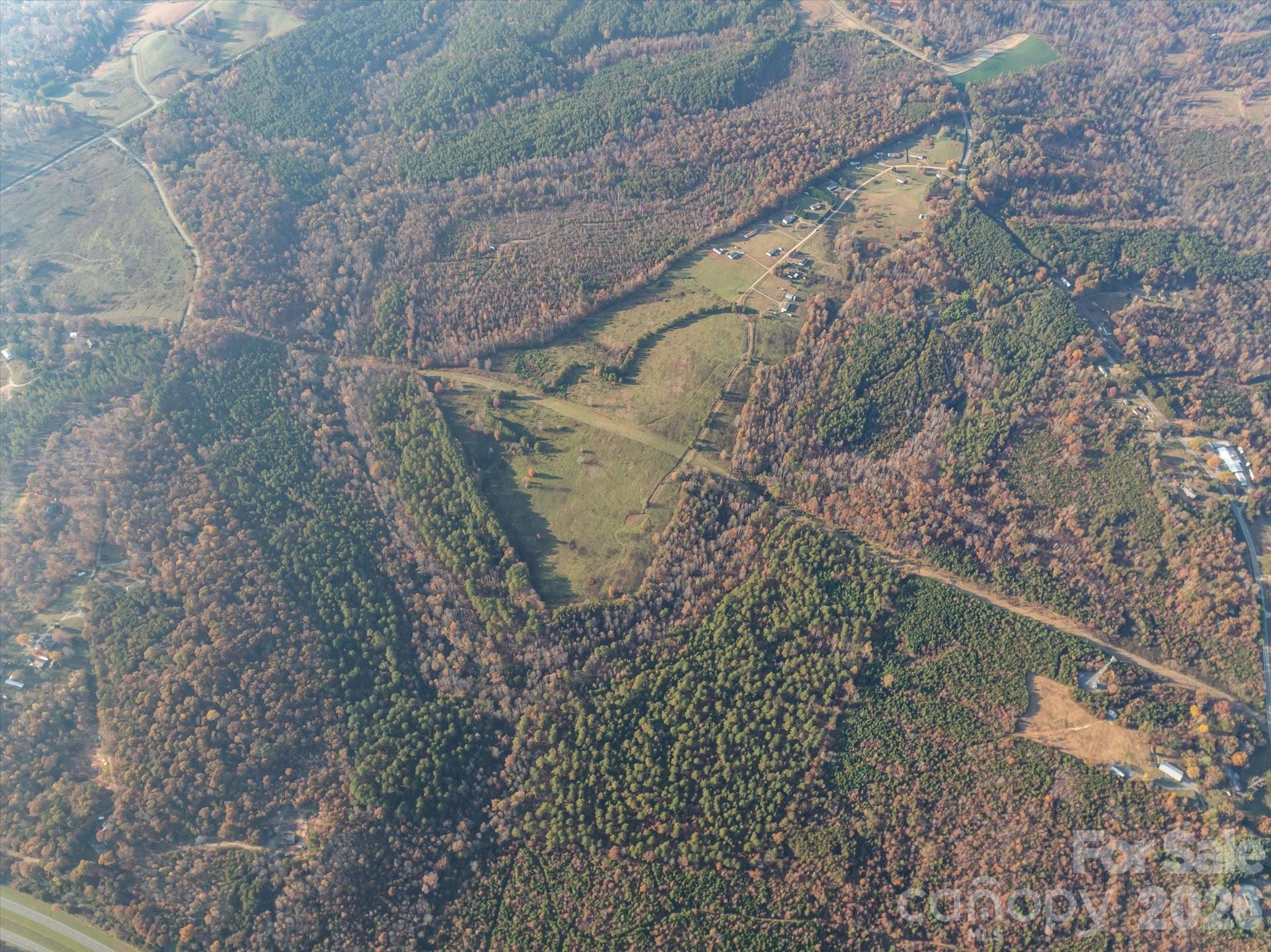 1888 Pea Ridge Road — Mill Spring