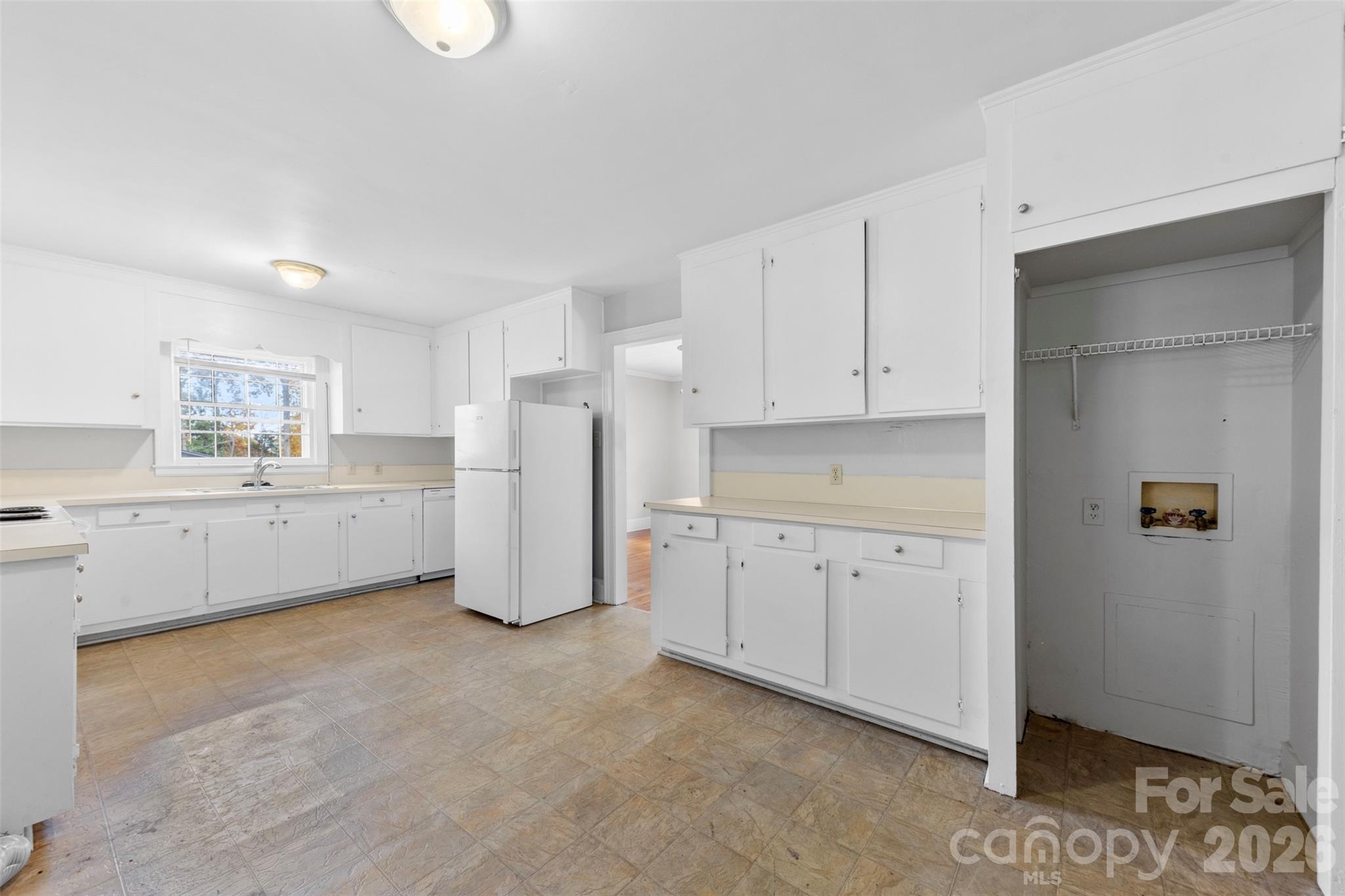 405 Belmont Mount Holly Road — Belmont