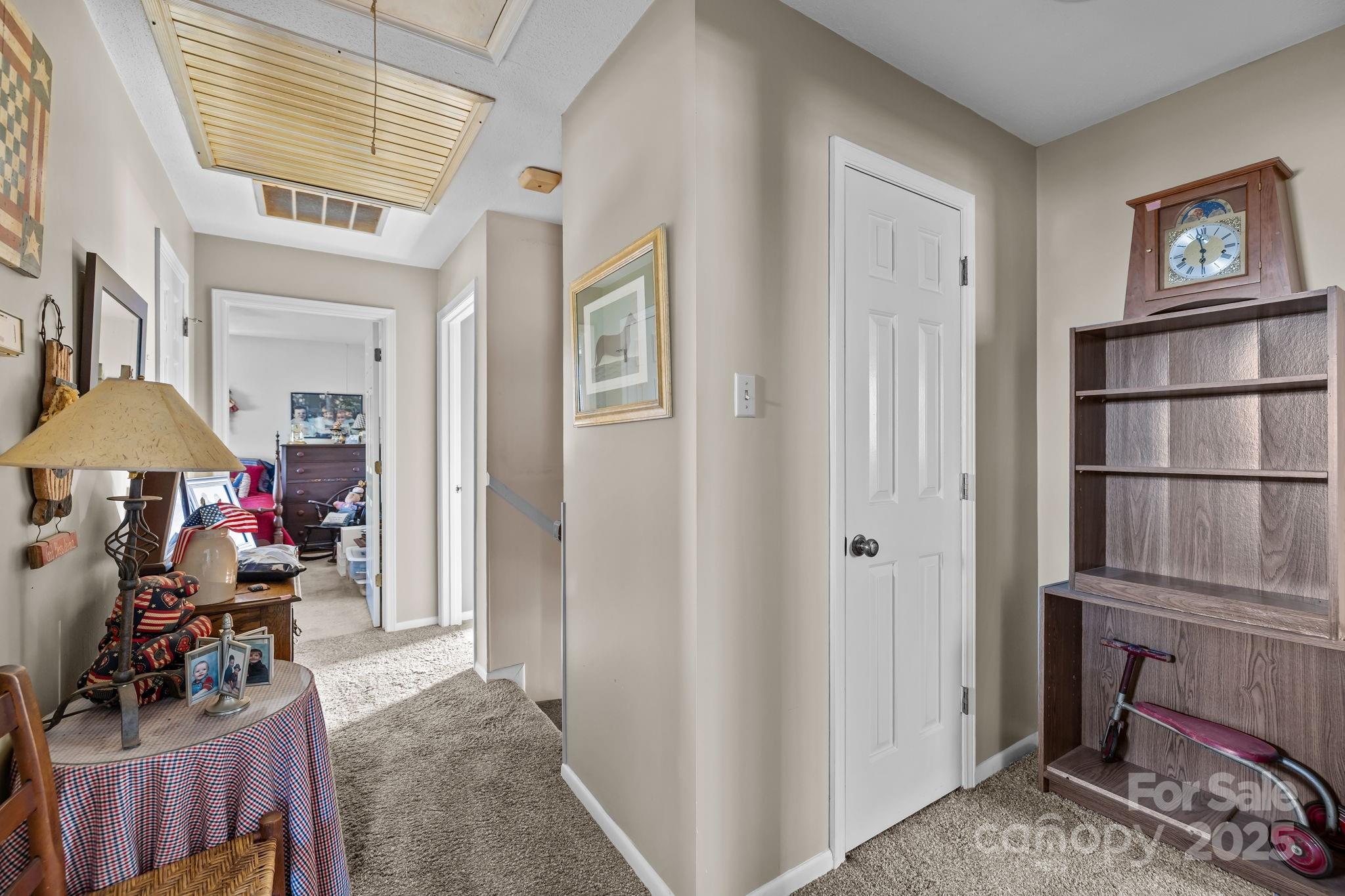 1214 Hawthorne Road — Lancaster