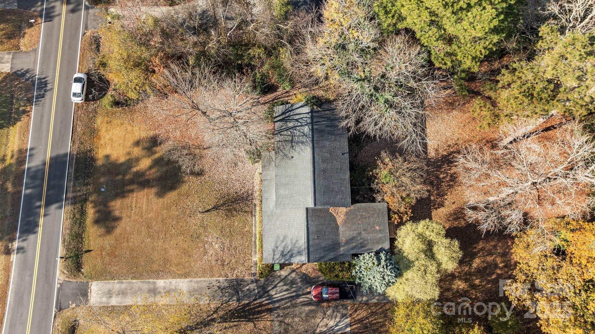 1214 Hawthorne Road — Lancaster