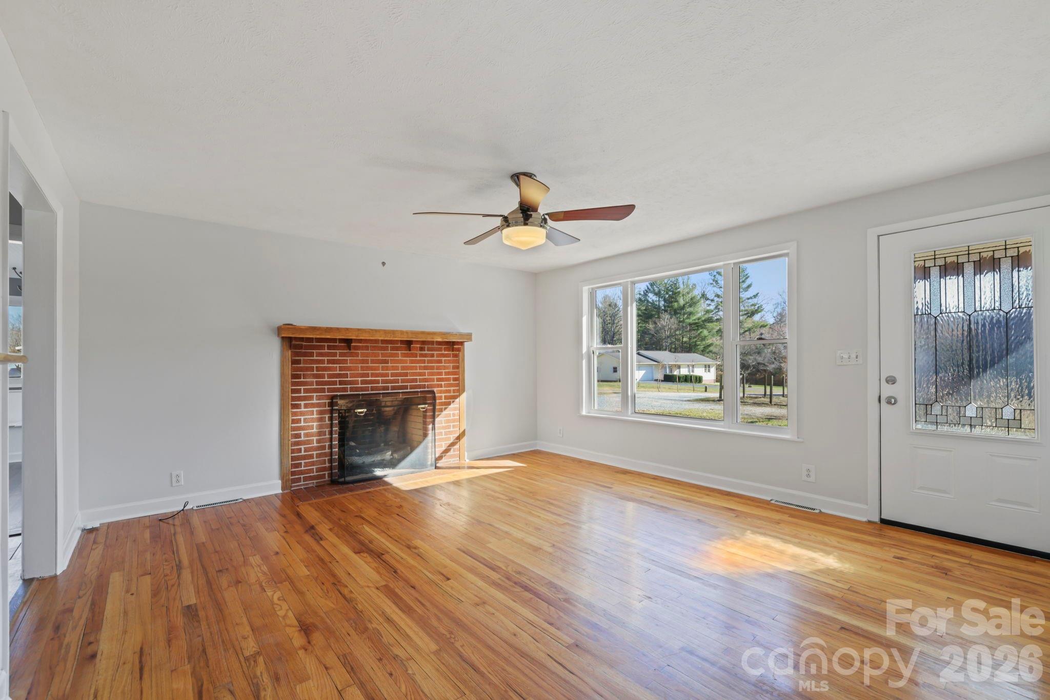 68 Lisam Way — Etowah