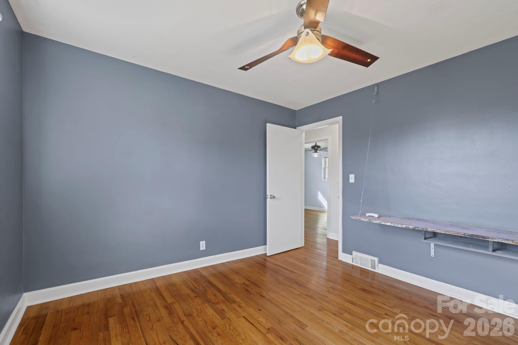 68 Lisam Way — Etowah