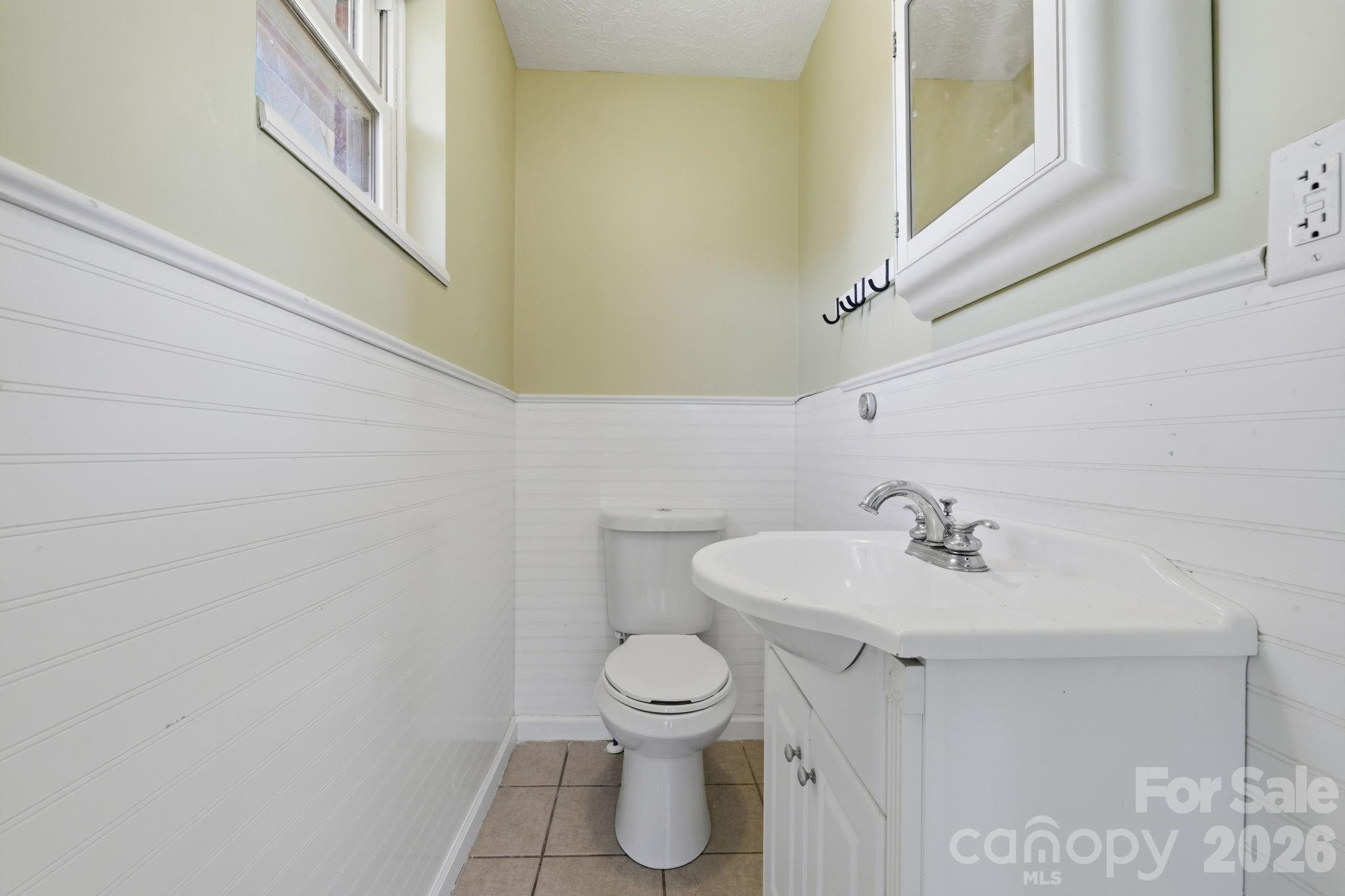 68 Lisam Way — Etowah