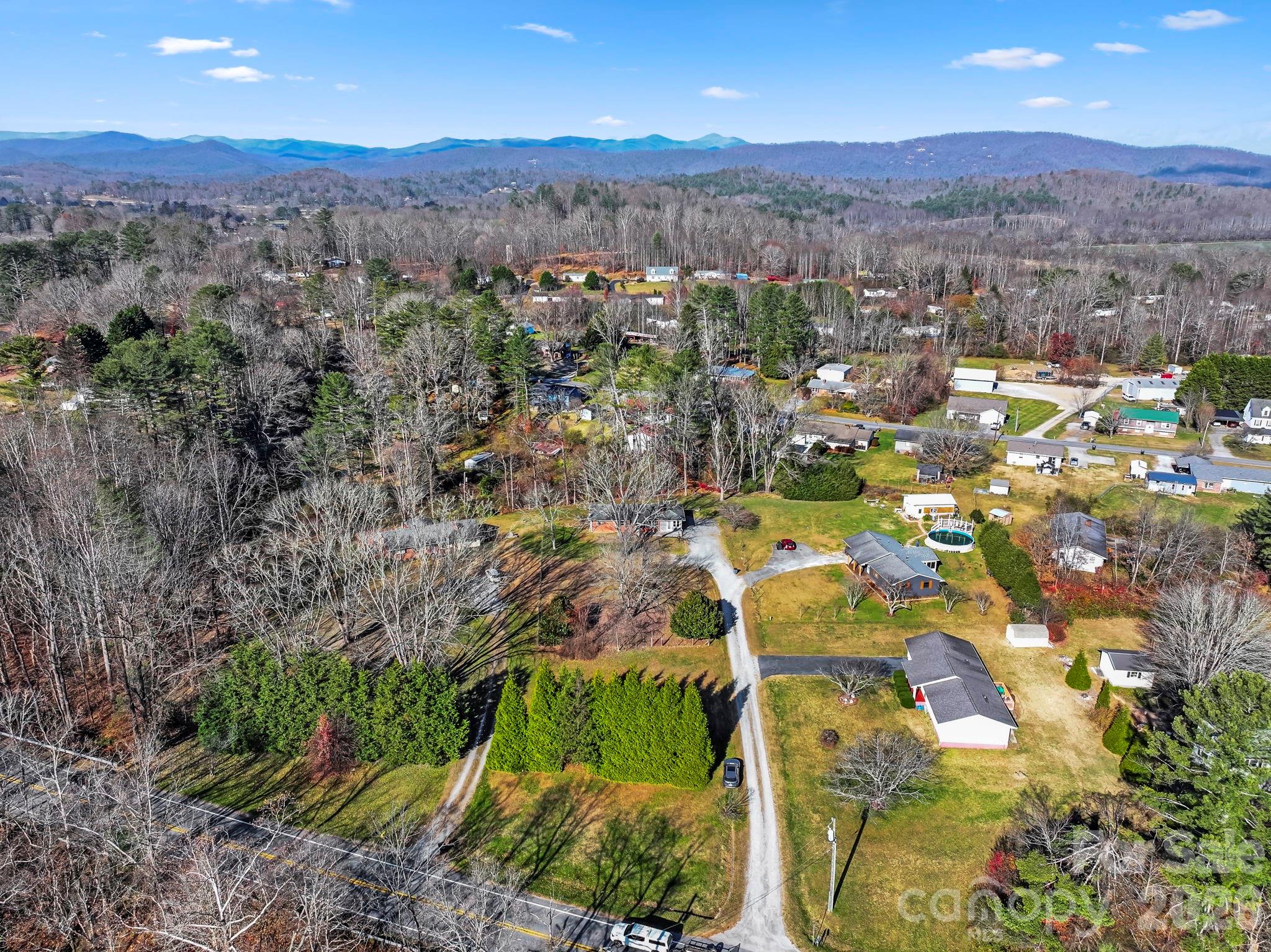 68 Lisam Way — Etowah