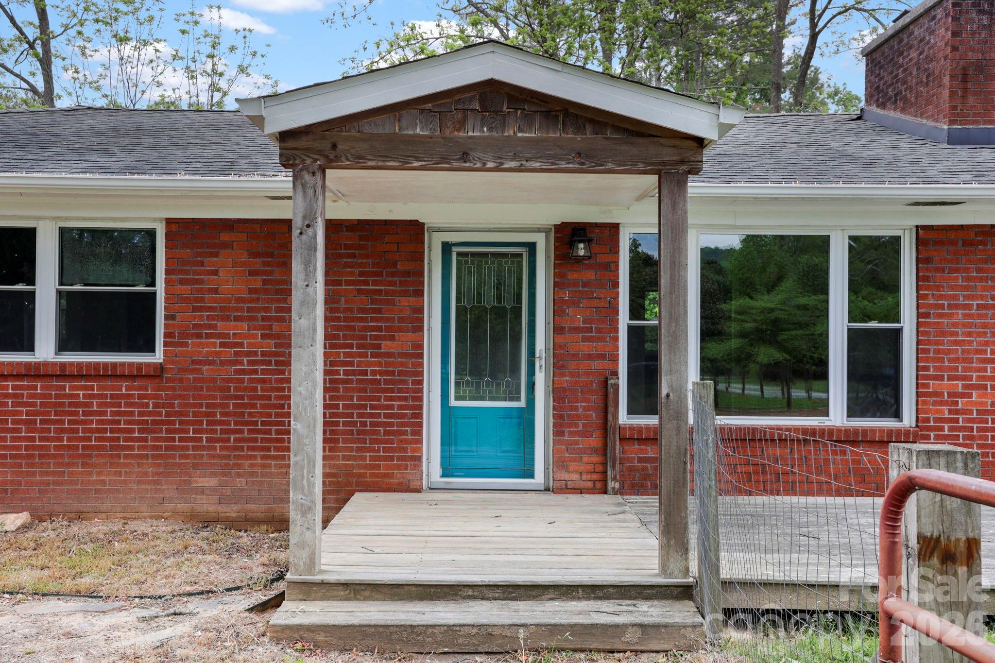 68 Lisam Way — Etowah