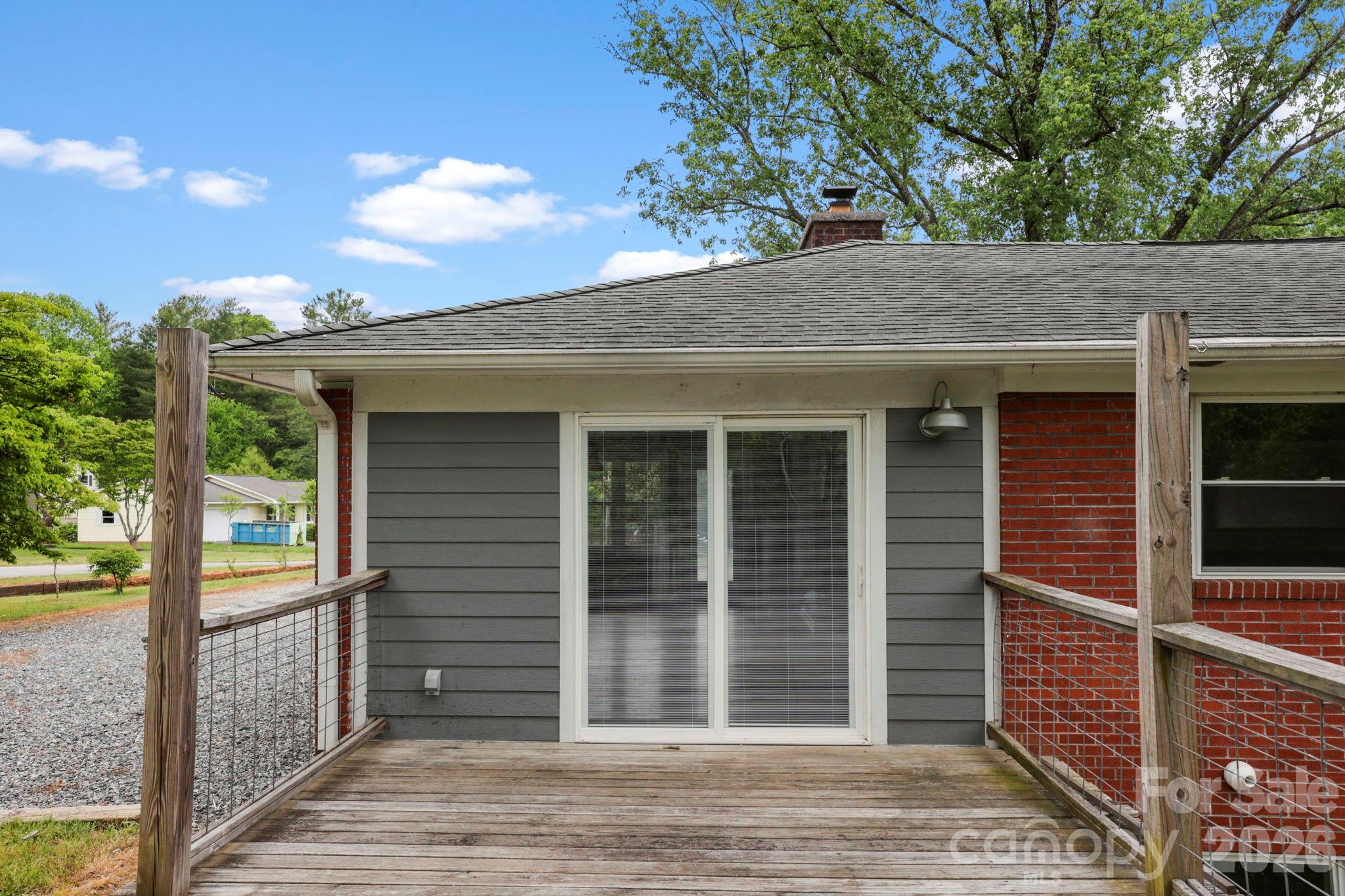 68 Lisam Way — Etowah