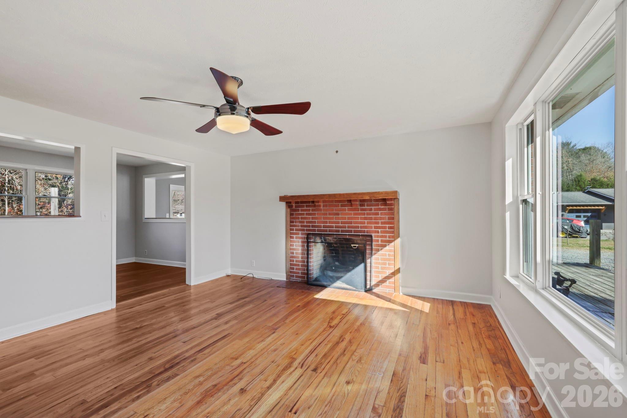 68 Lisam Way — Etowah