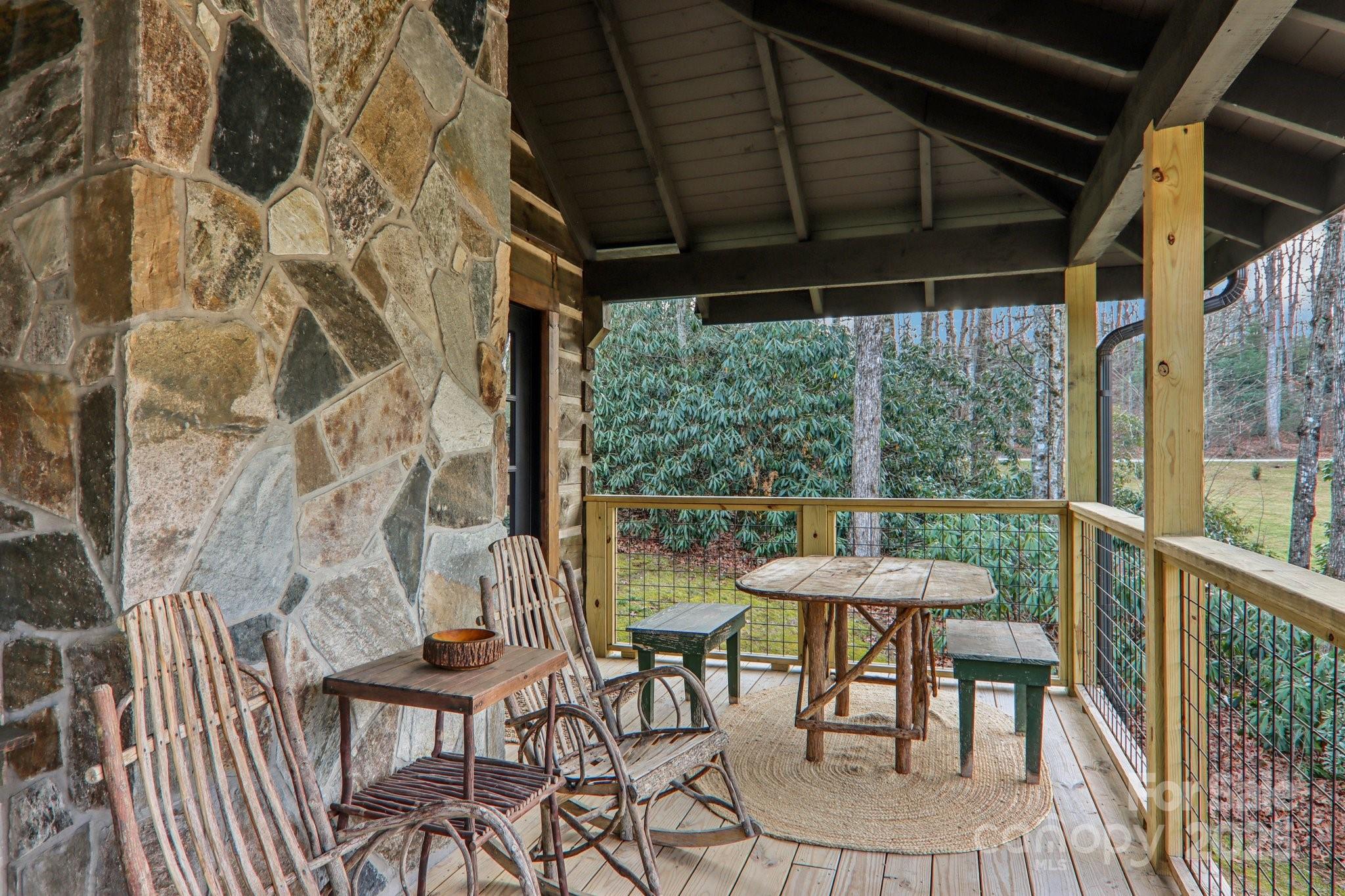 408 & 586 Little Elbow Mountain Road — Lake Toxaway