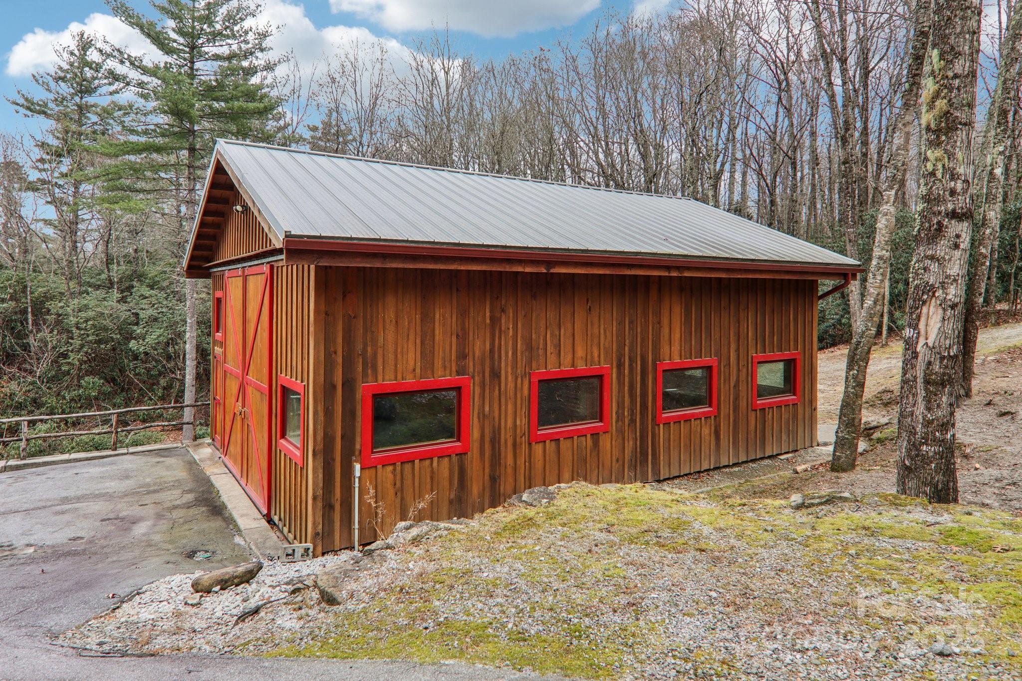 408 & 586 Little Elbow Mountain Road — Lake Toxaway