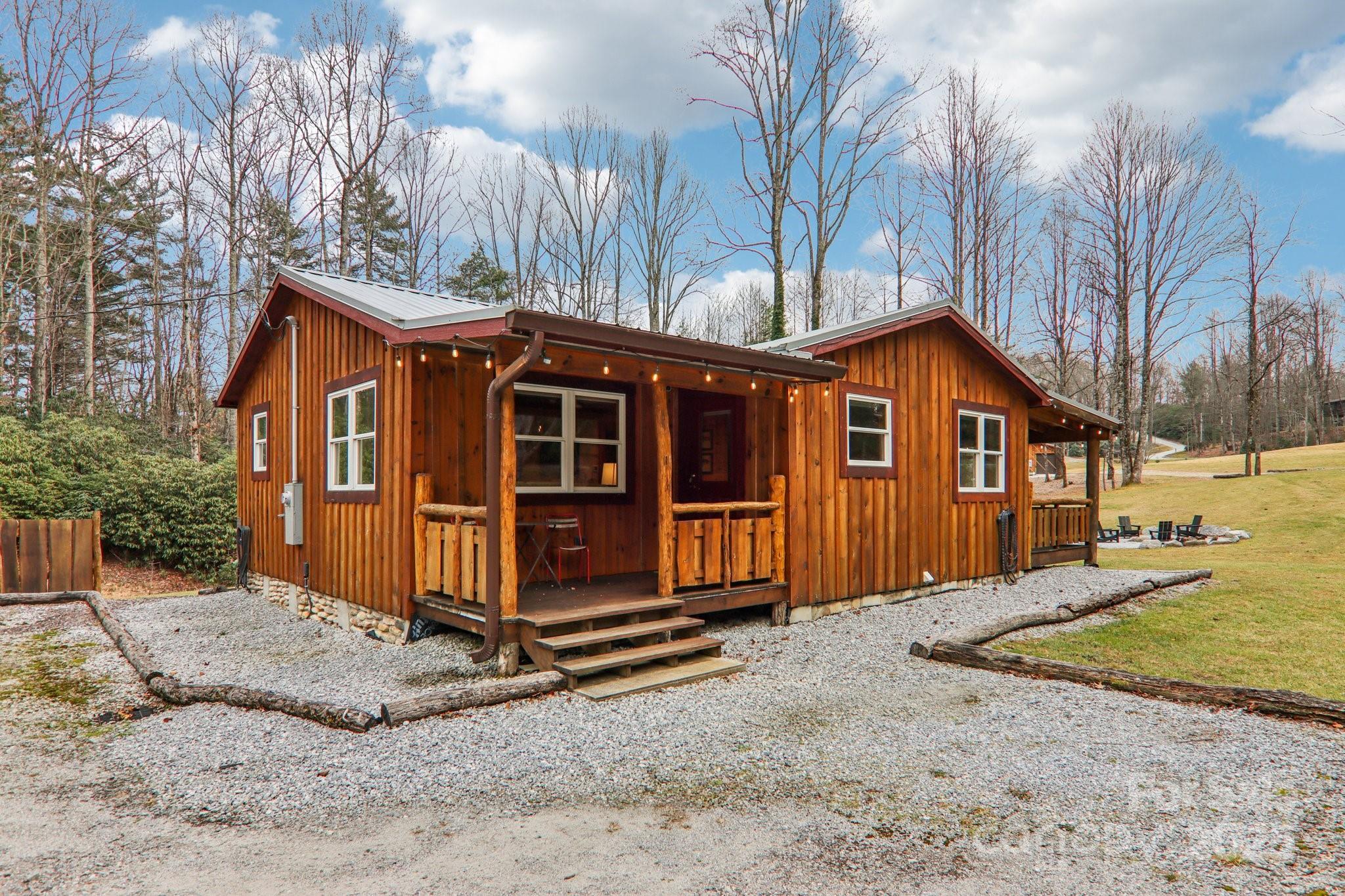 408 & 586 Little Elbow Mountain Road — Lake Toxaway