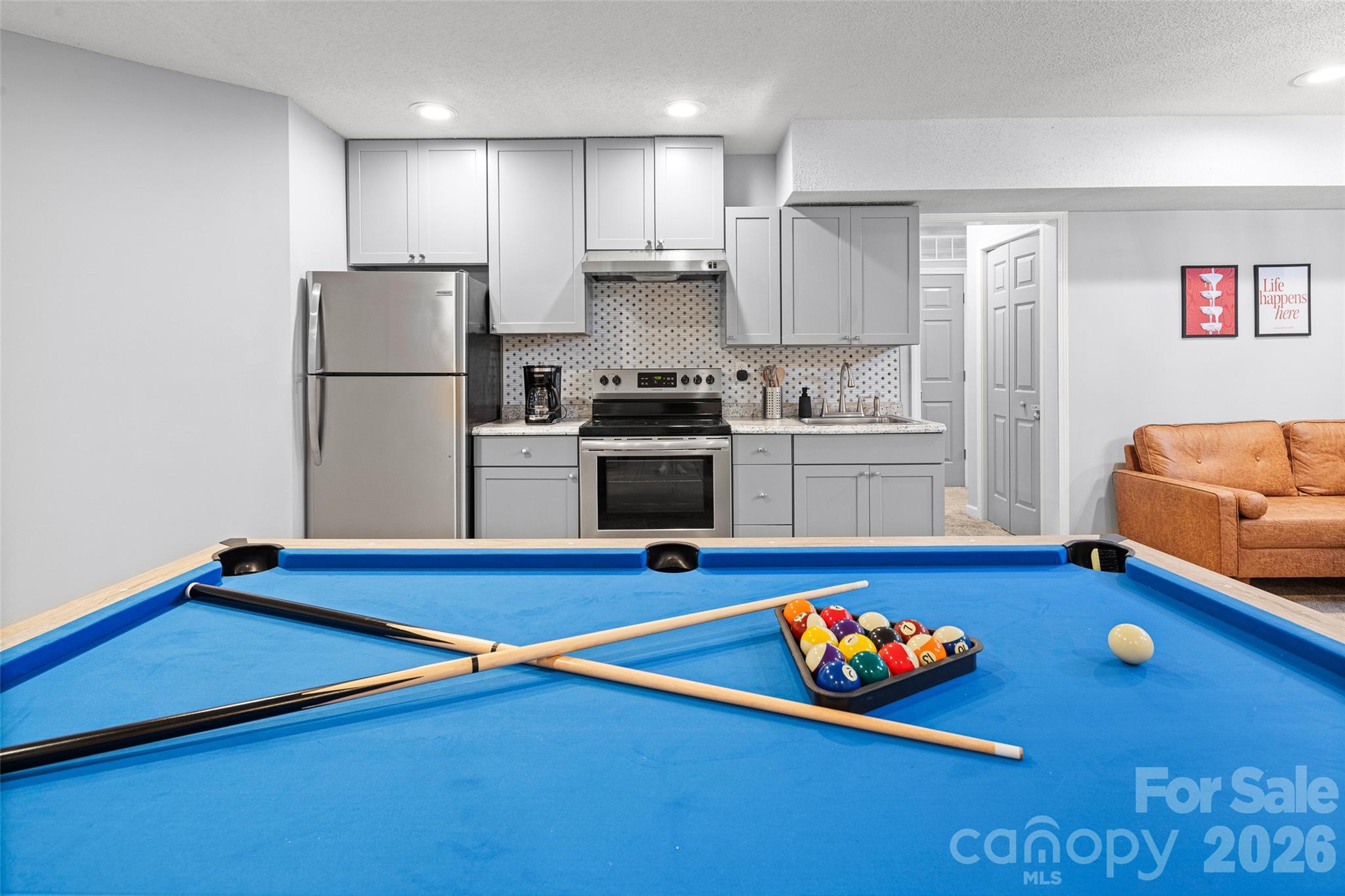 28 Grove Garden Avenue — Candler