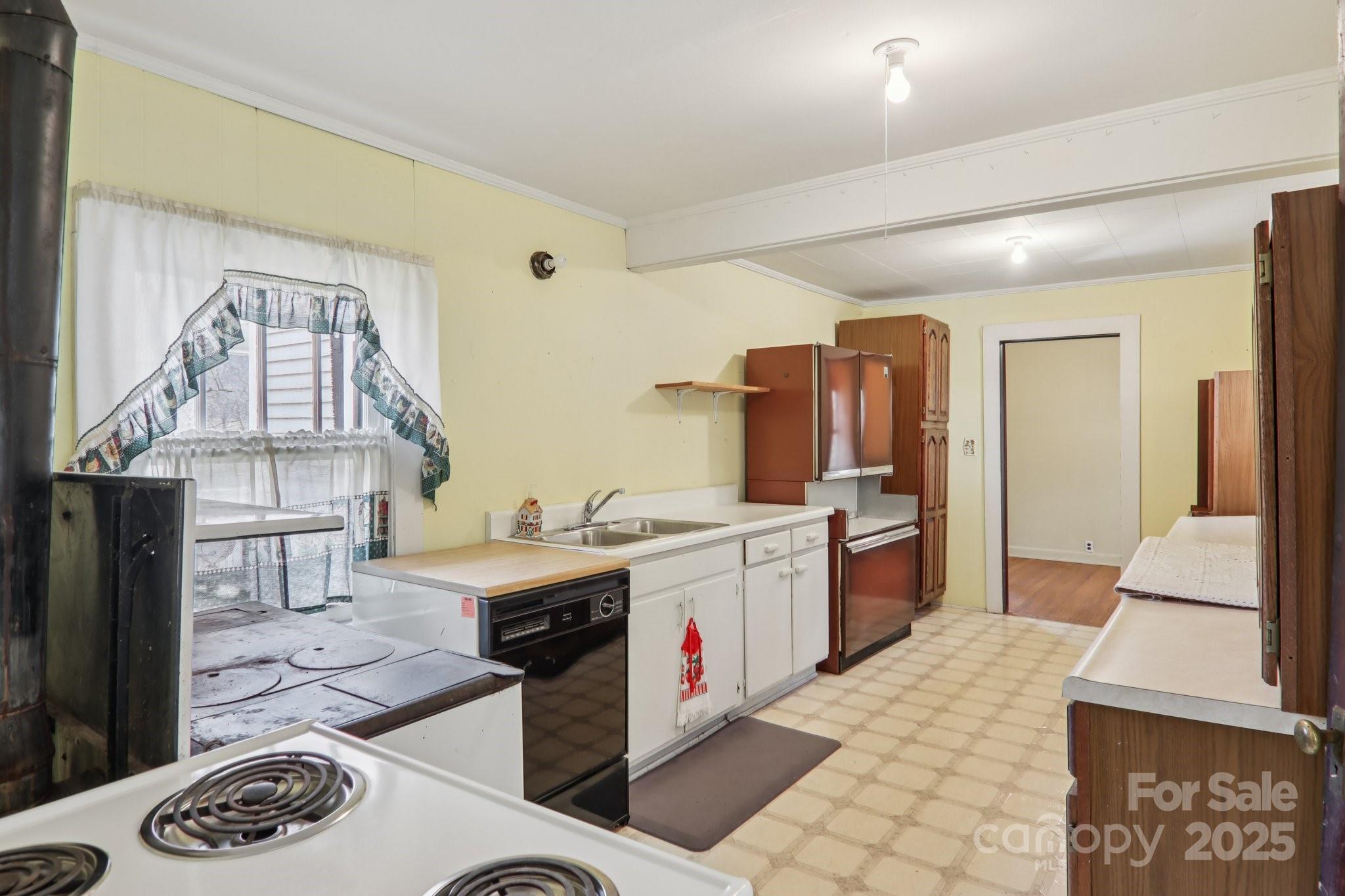 301 Parris Branch Road — Sylva