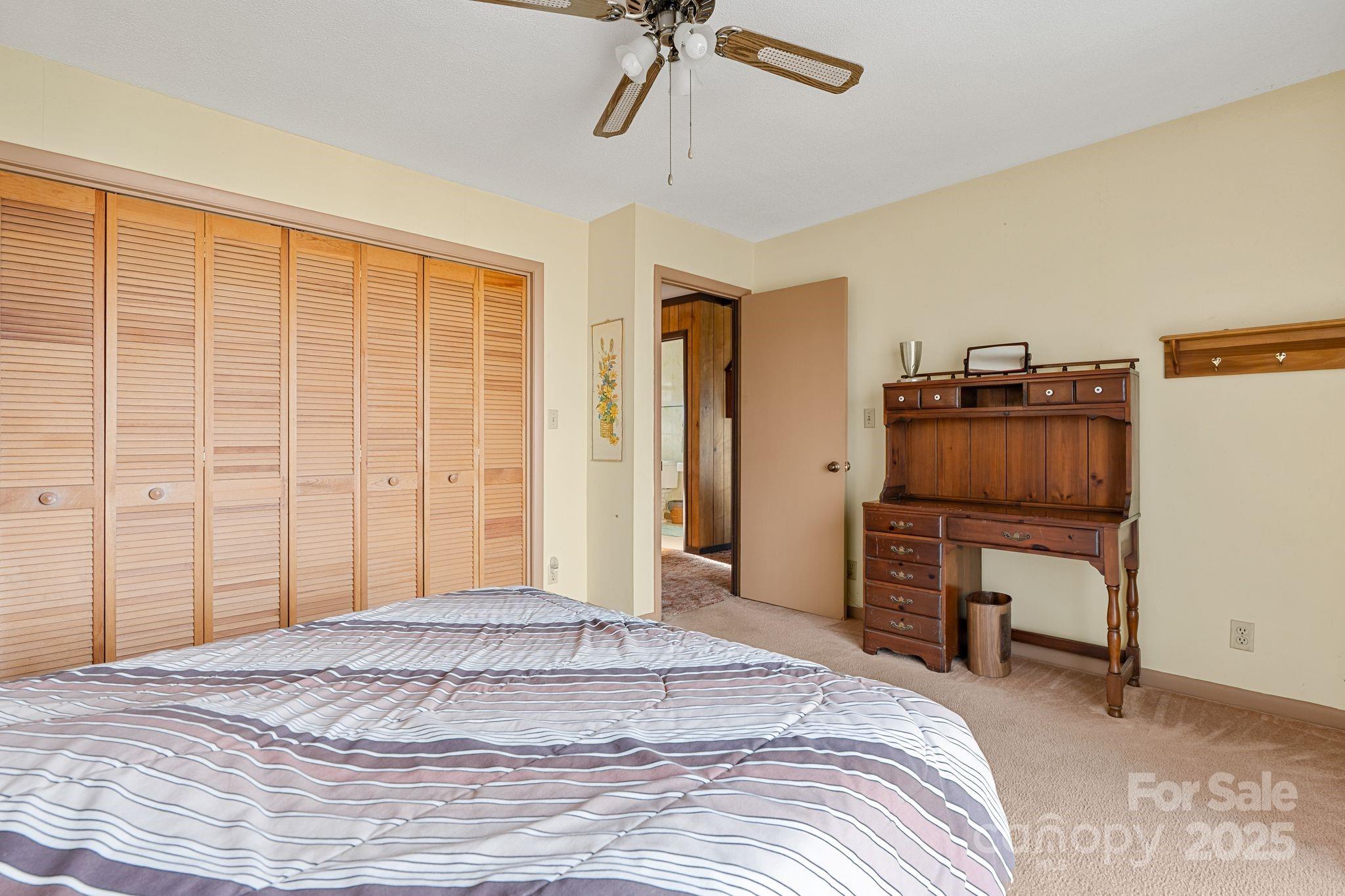 2650 Secluded Valley Road — Marshall