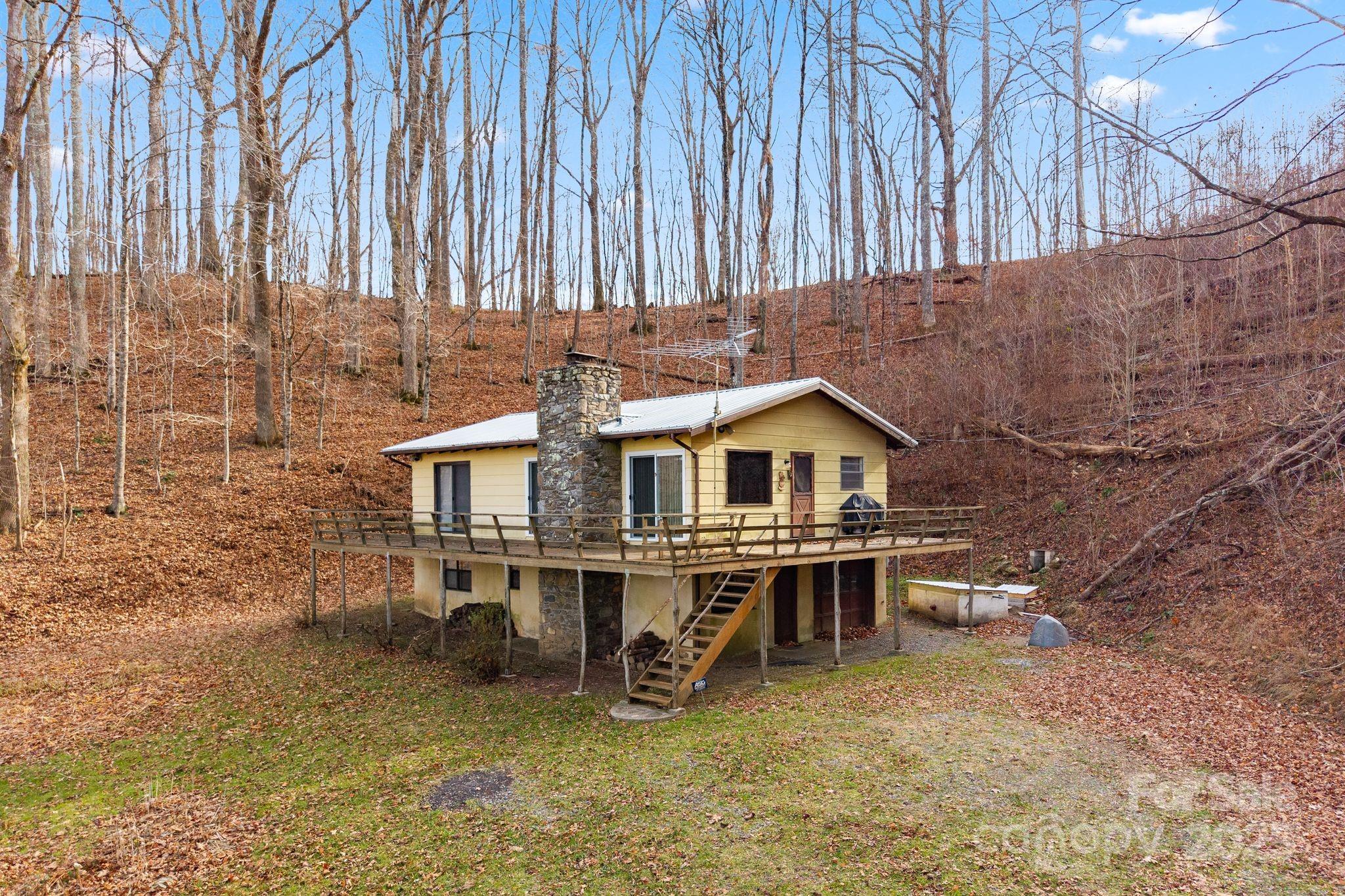 2650 Secluded Valley Road — Marshall