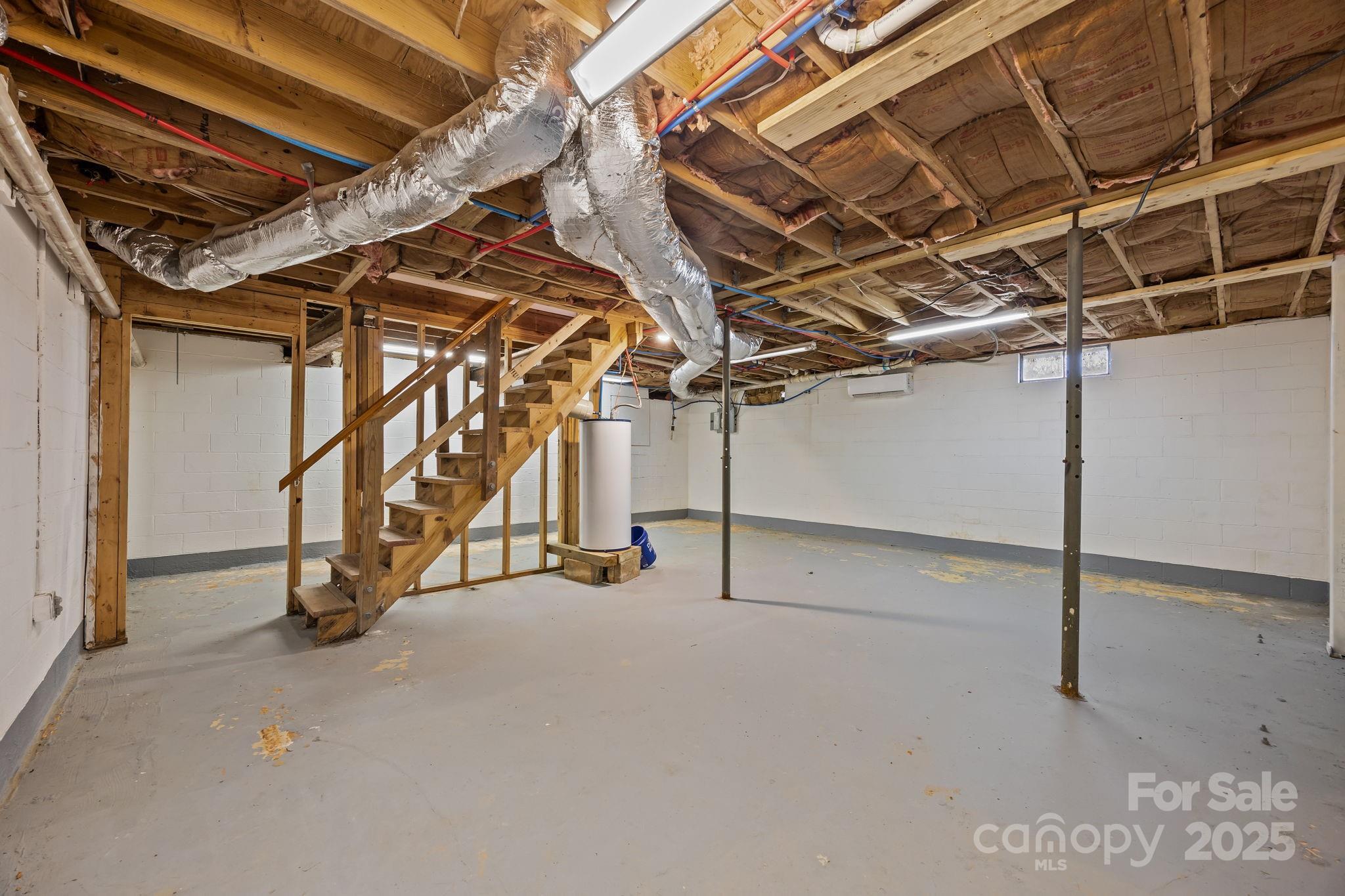 540 Toot Hollow Road — Bryson City