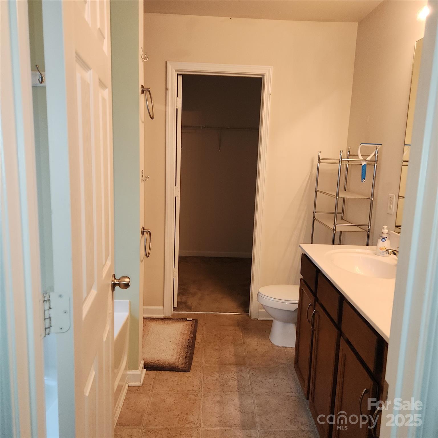 1045 Willow Wind Drive — Gastonia