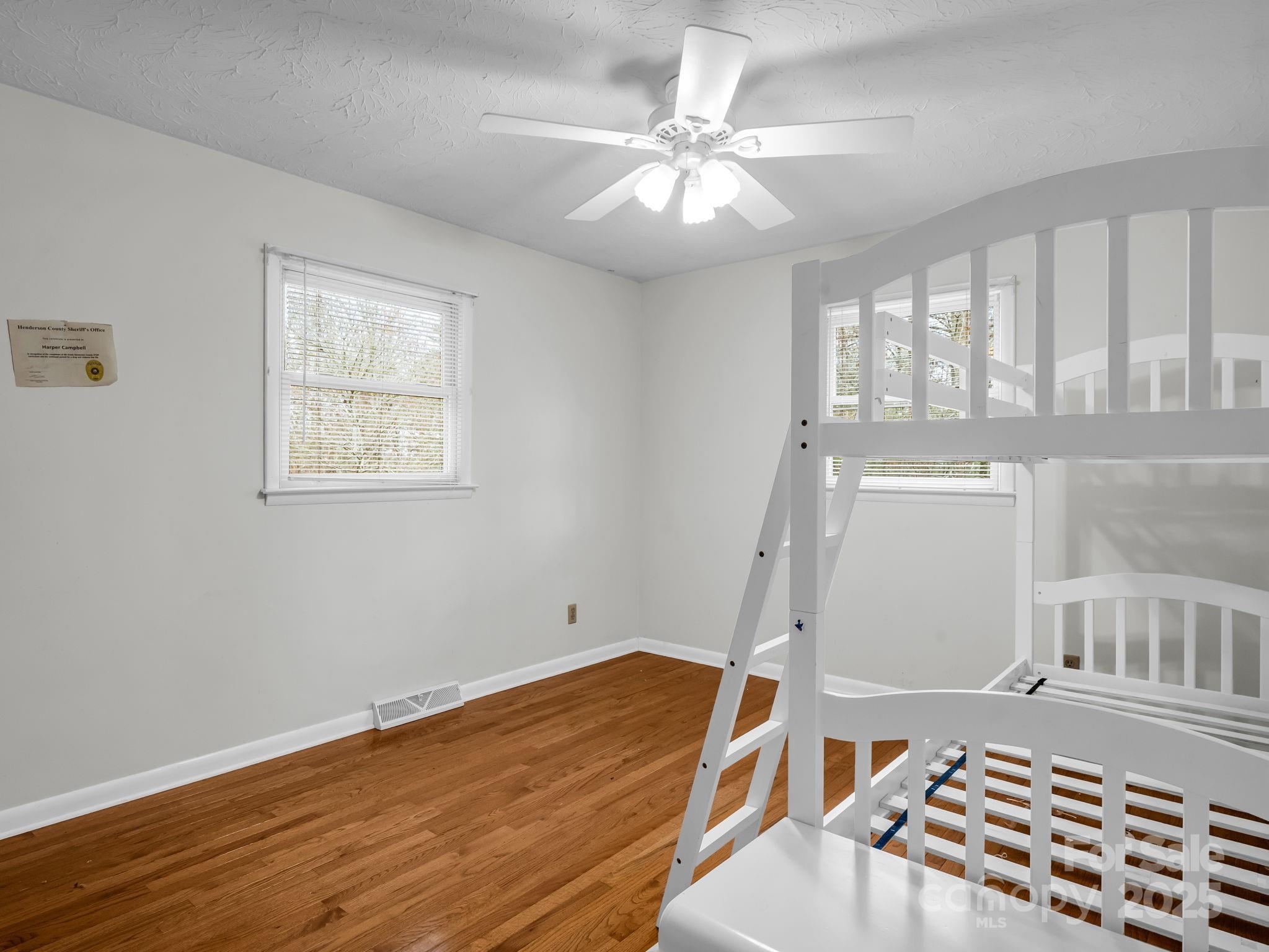 136 Old Tanglewood Trail — Hendersonville