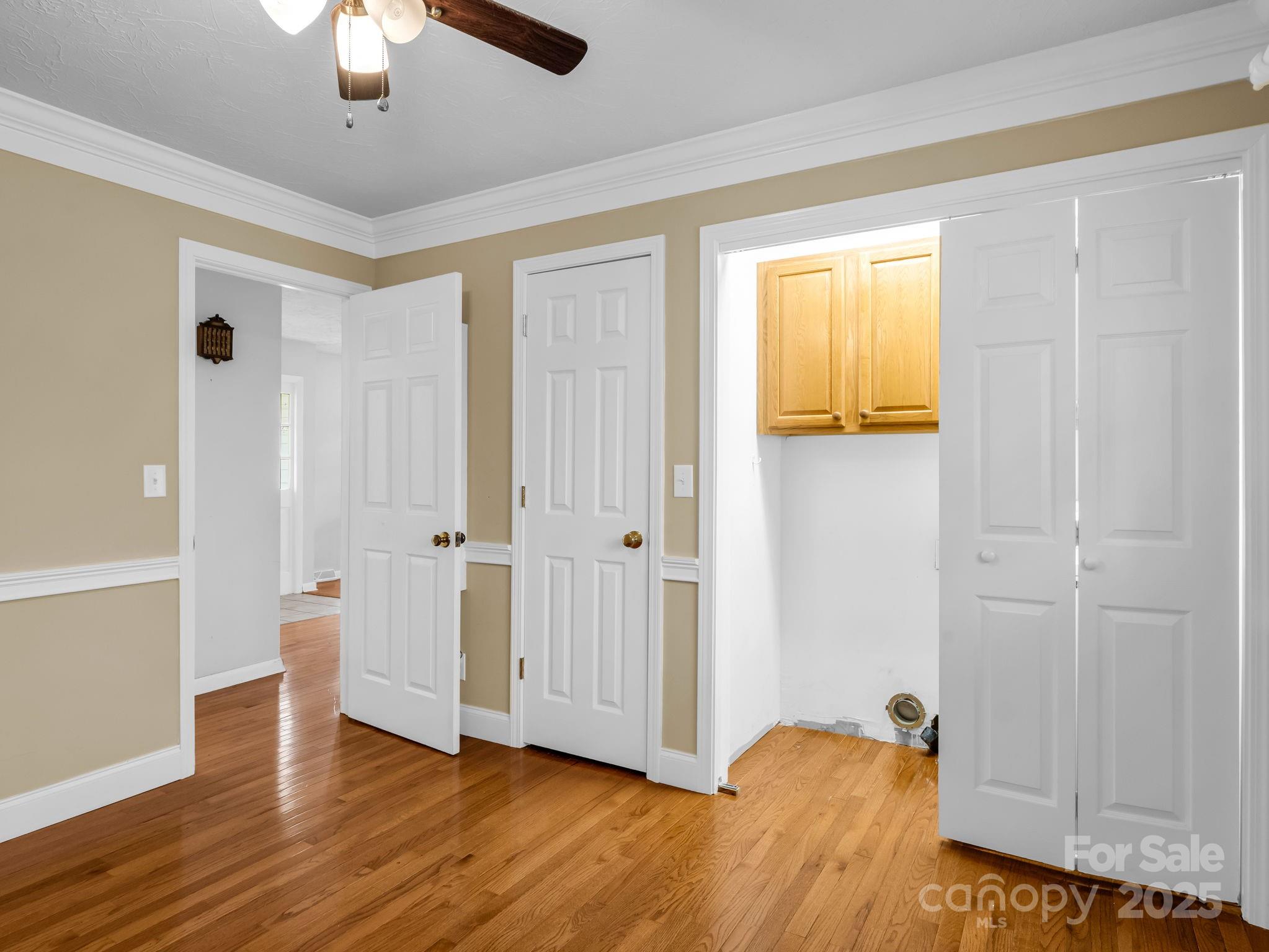 136 Old Tanglewood Trail — Hendersonville