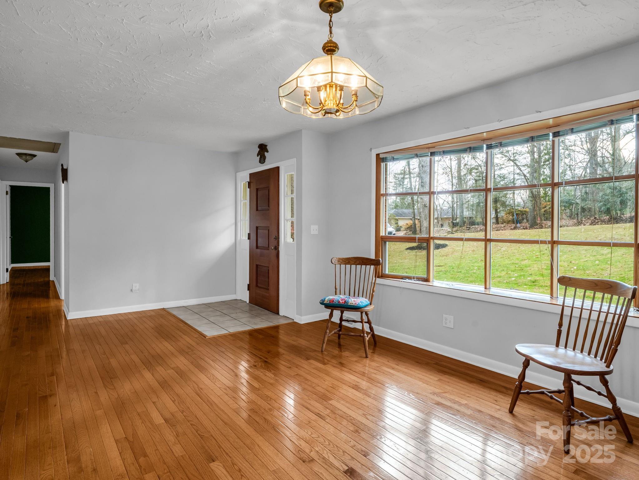 136 Old Tanglewood Trail — Hendersonville