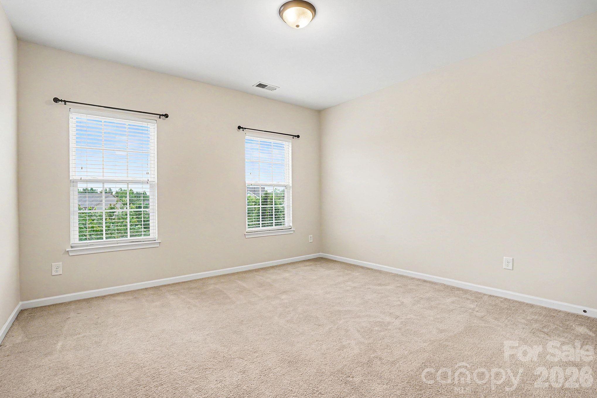 16121 Grassy Creek Drive — Huntersville