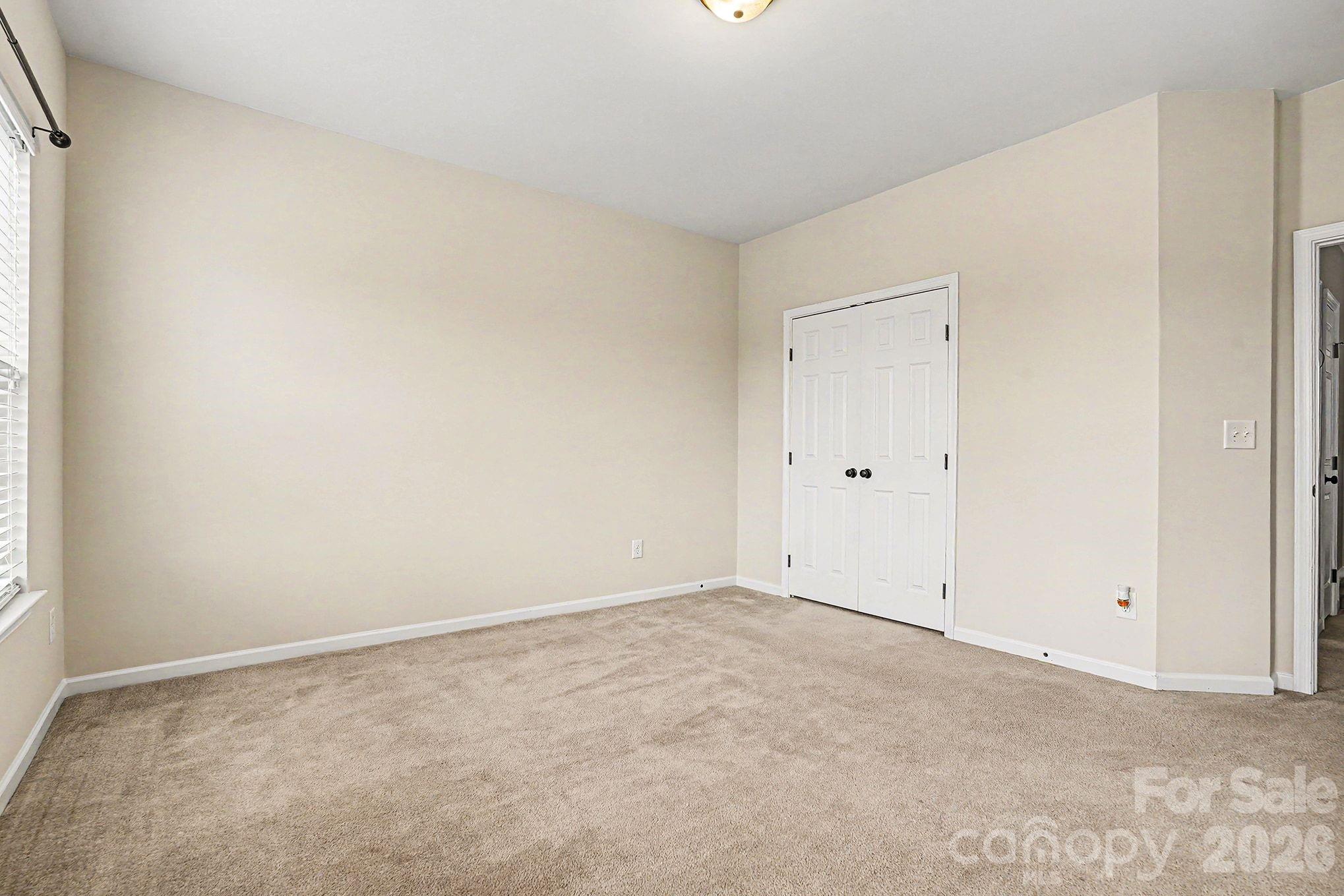 16121 Grassy Creek Drive — Huntersville