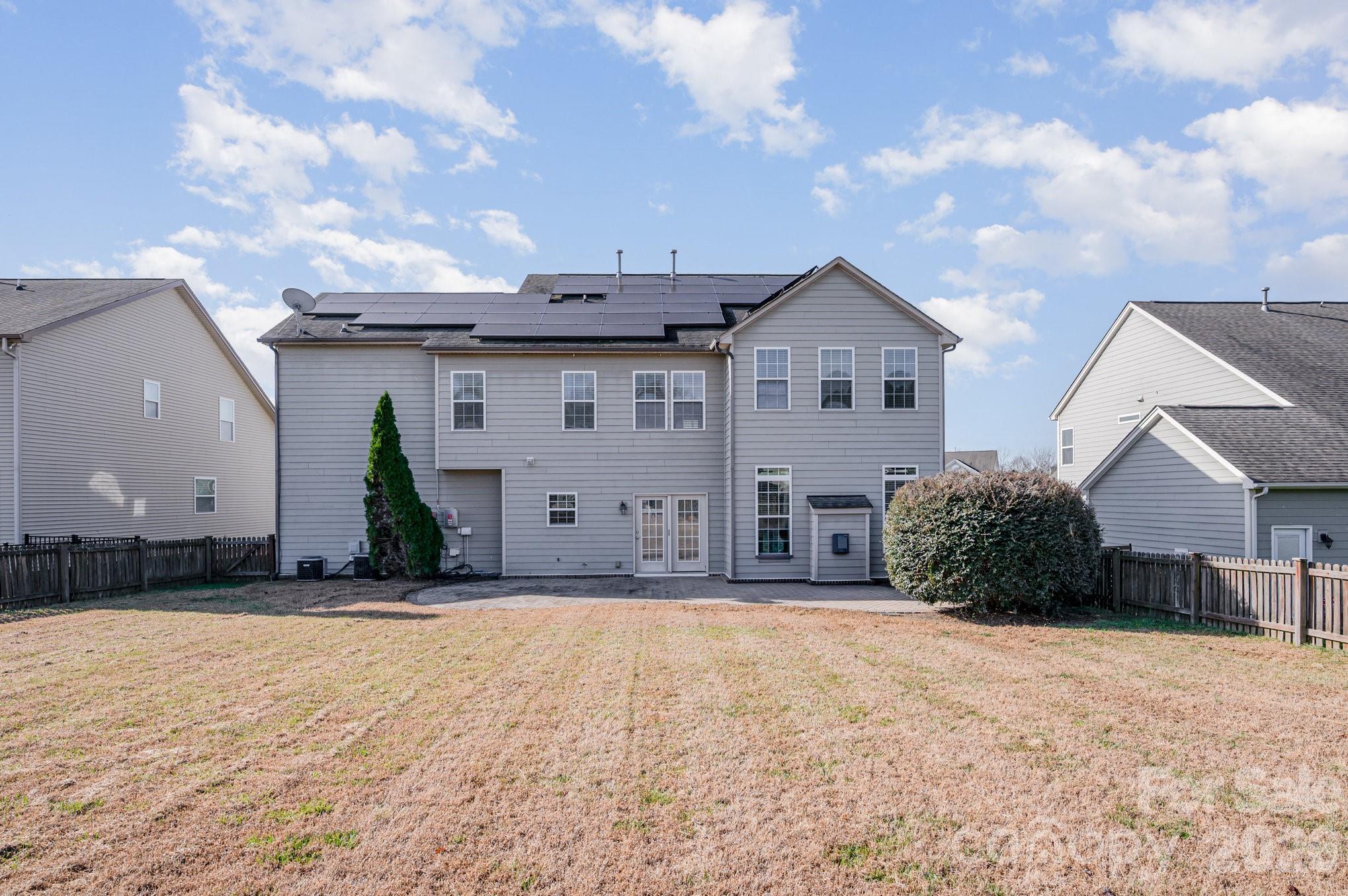 16121 Grassy Creek Drive — Huntersville