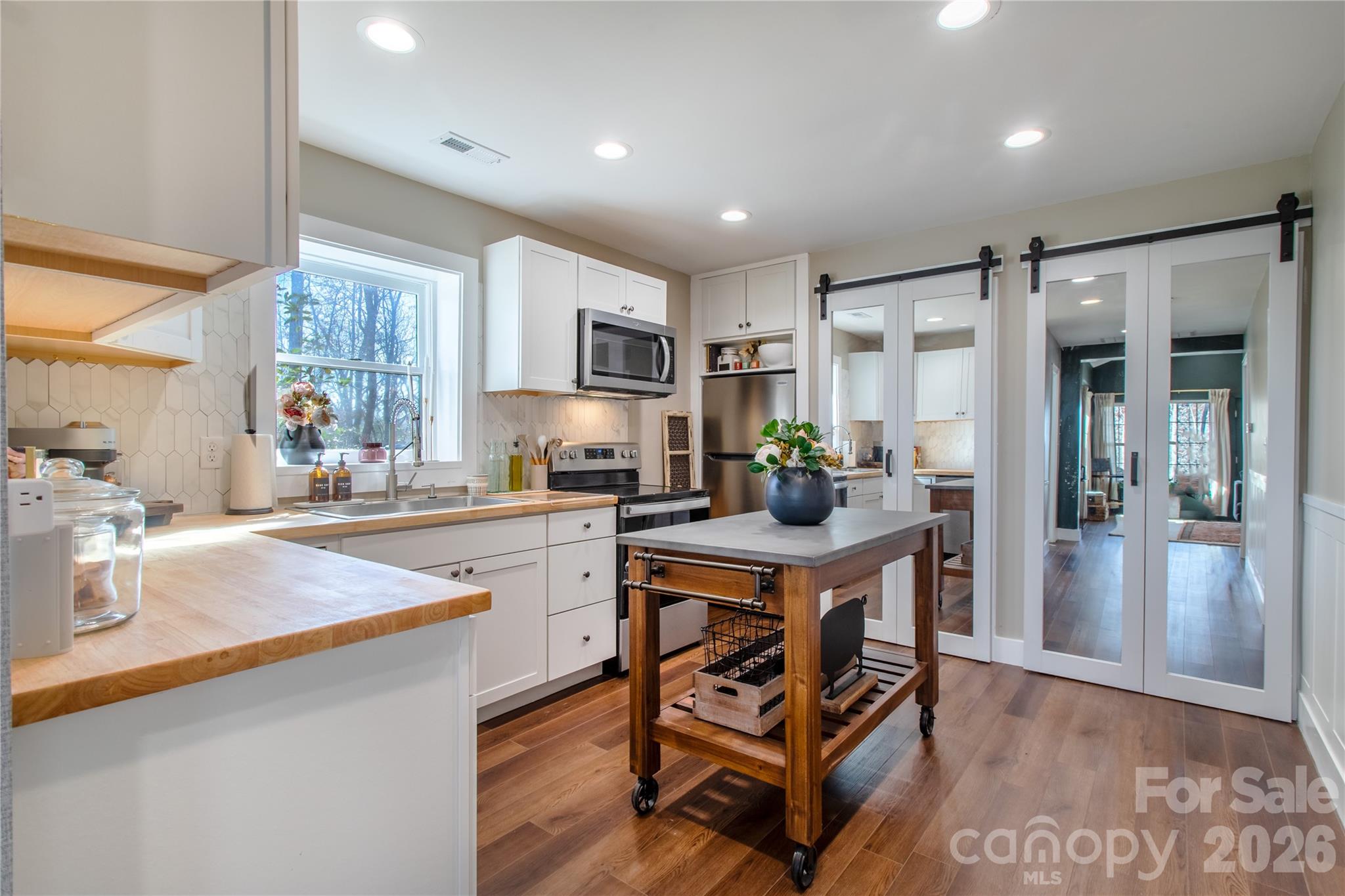 426, 428 Weaver Creek Road — Brevard