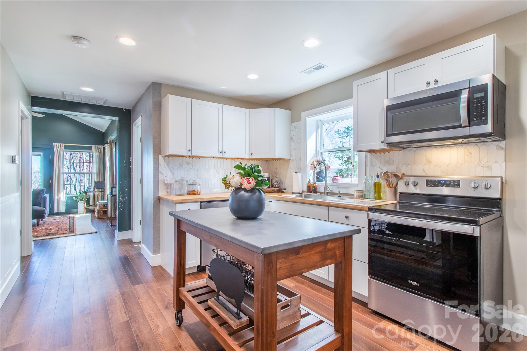 426, 428 Weaver Creek Road — Brevard