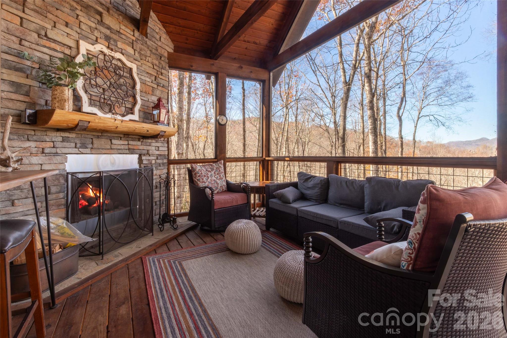 126 Mossycup Court — Tuckasegee