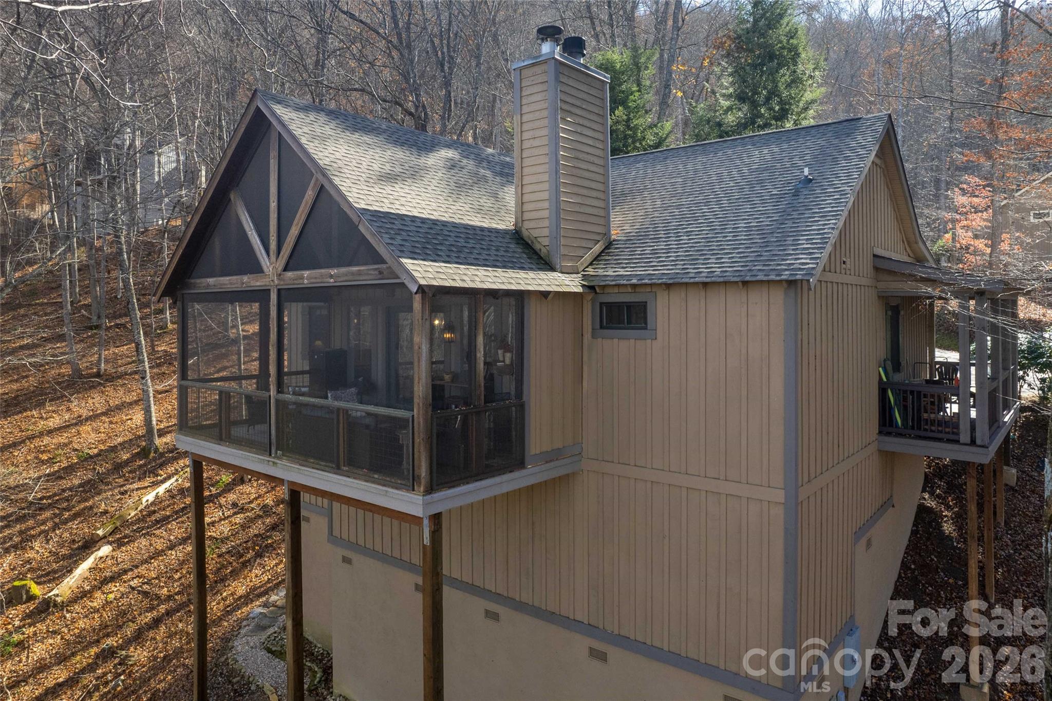 126 Mossycup Court — Tuckasegee