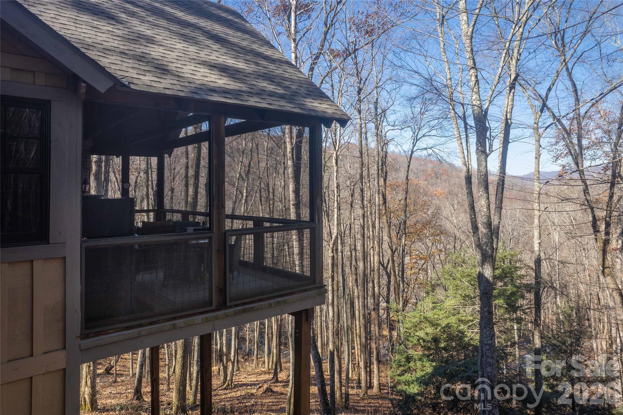 126 Mossycup Court — Tuckasegee