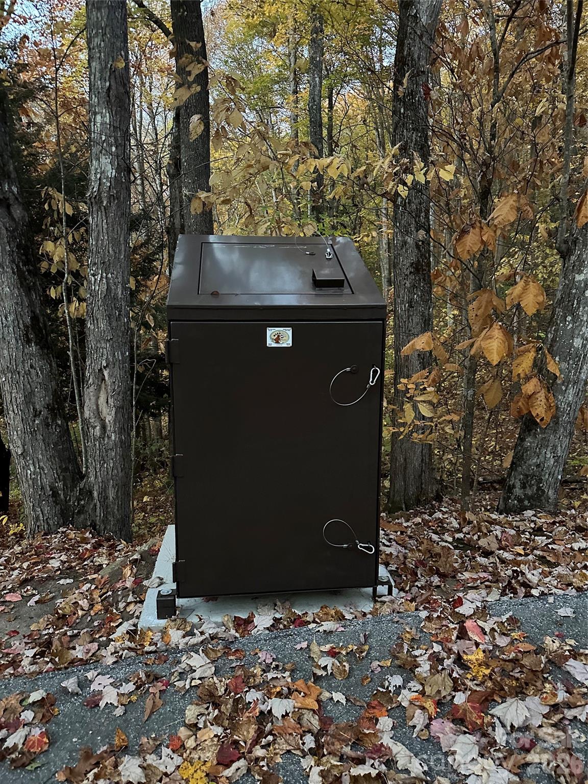 126 Mossycup Court — Tuckasegee