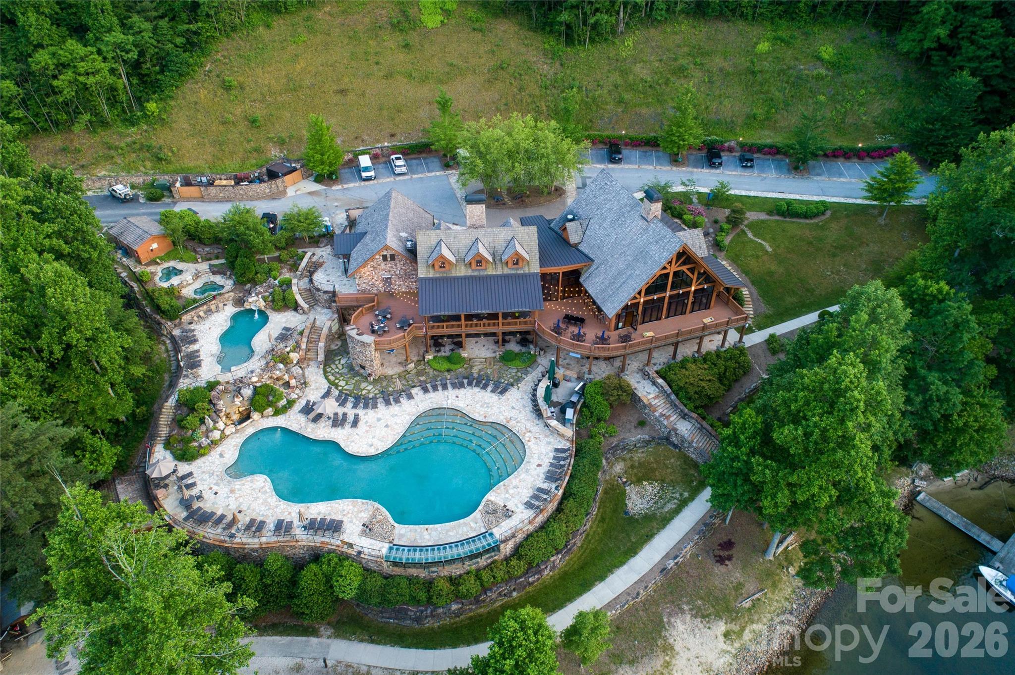 126 Mossycup Court — Tuckasegee