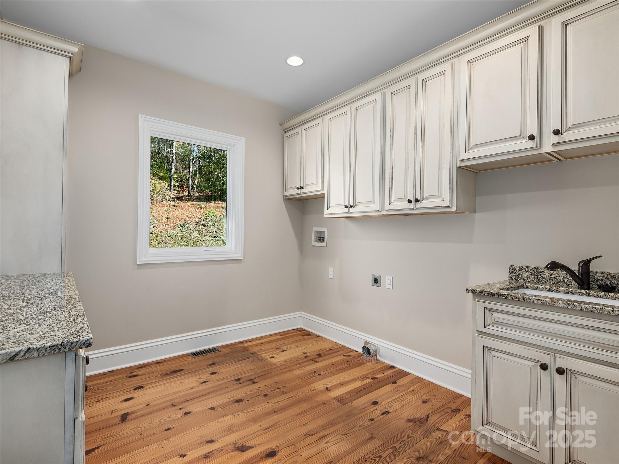 2514 Oakdale Road — Old Fort
