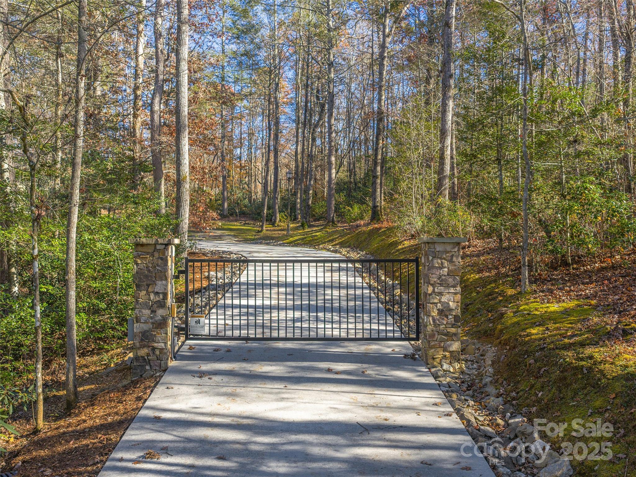 2514 Oakdale Road — Old Fort