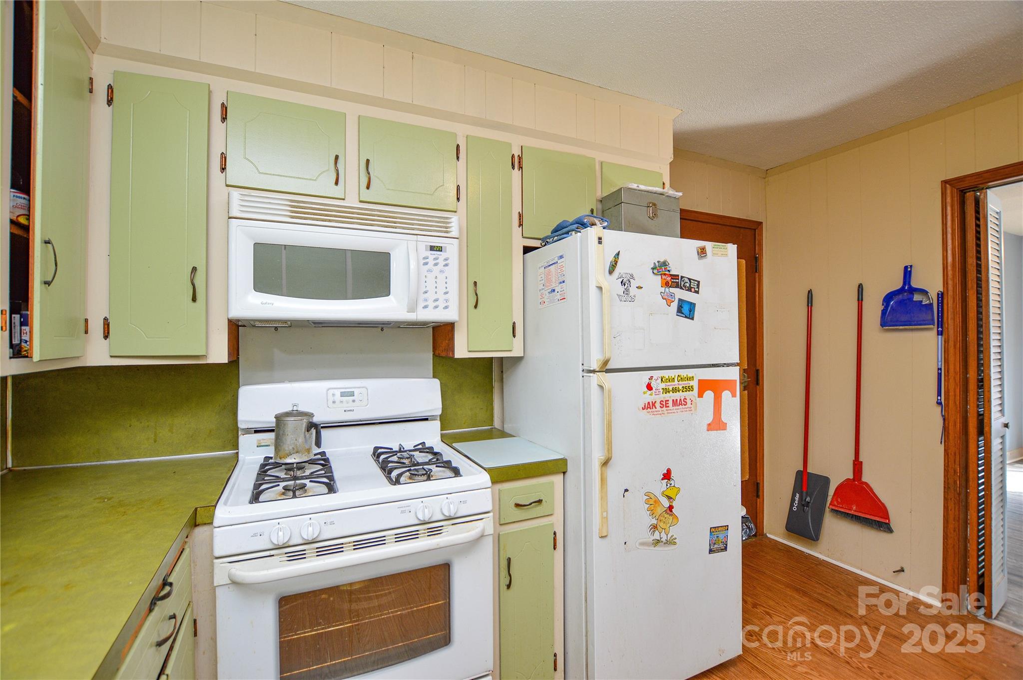 1405 Forest Park Drive — Statesville