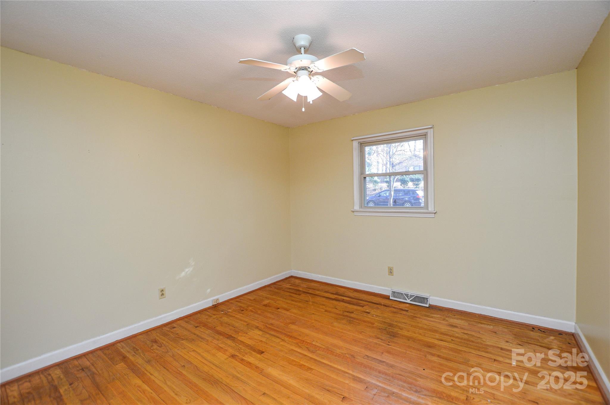 1405 Forest Park Drive — Statesville