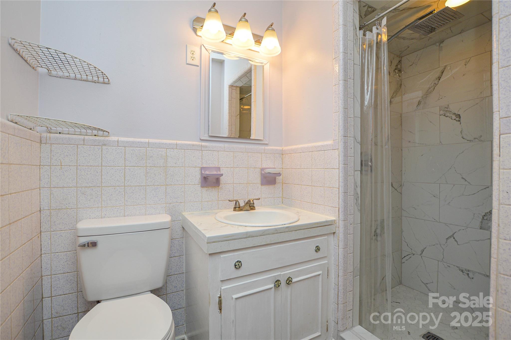 1405 Forest Park Drive — Statesville