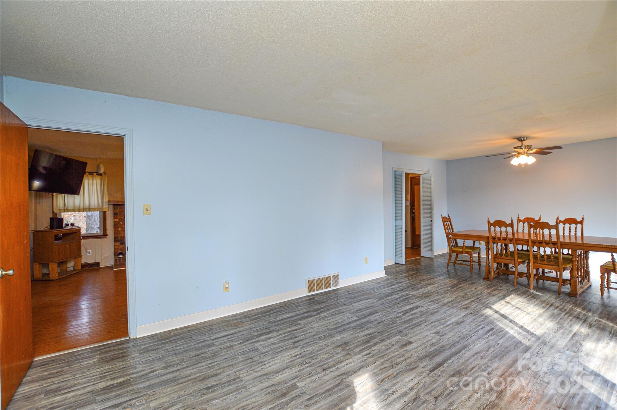 1405 Forest Park Drive — Statesville