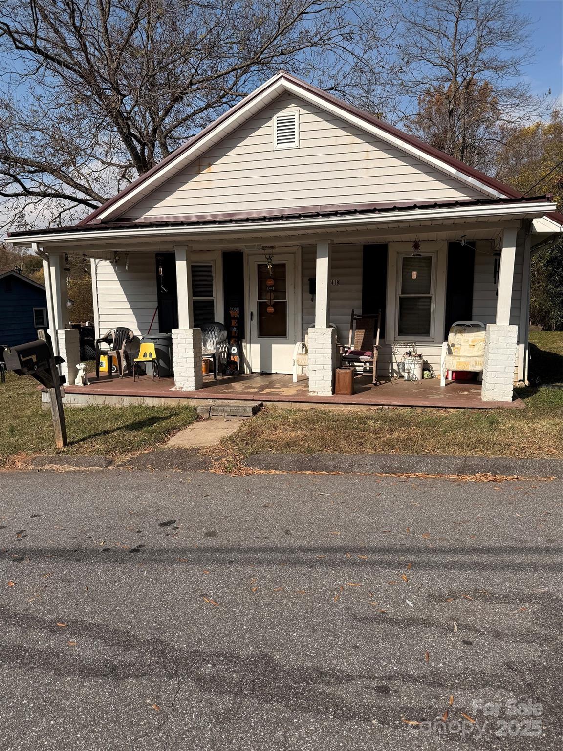 1418 Huggins Street — Statesville