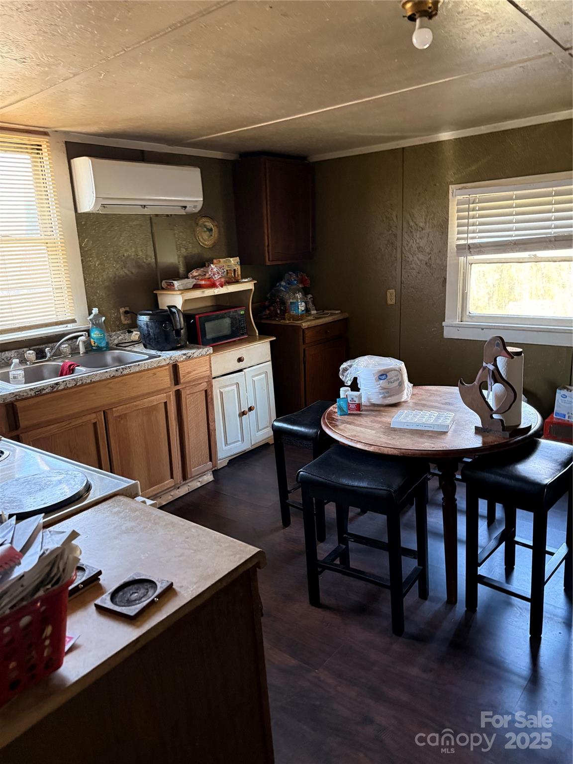 1418 Huggins Street — Statesville