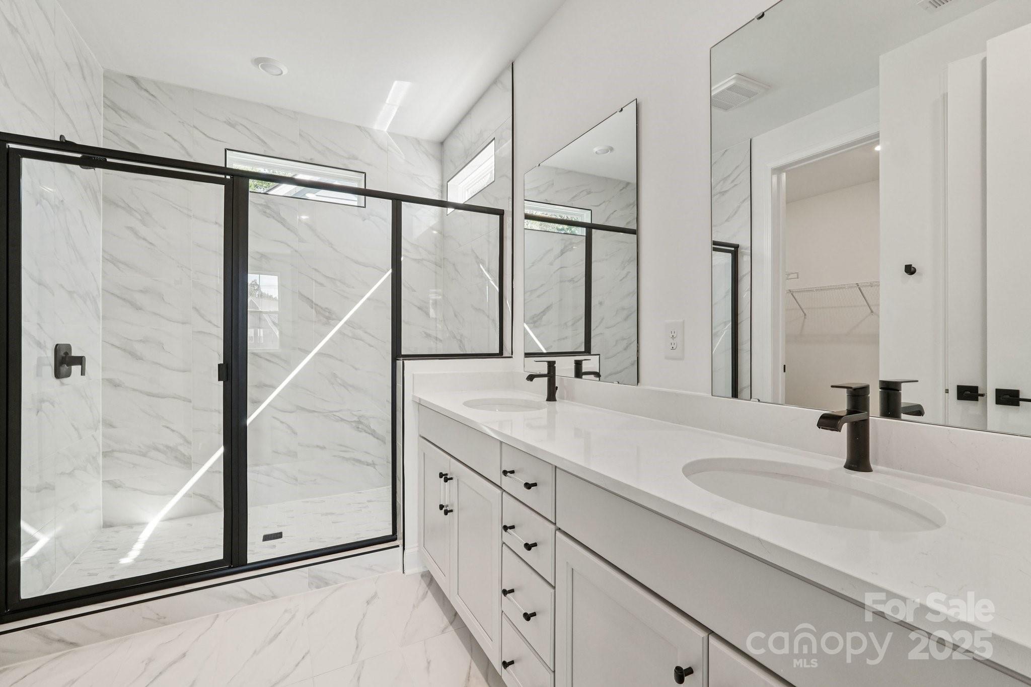 608 Mercury Drive — Tega Cay
