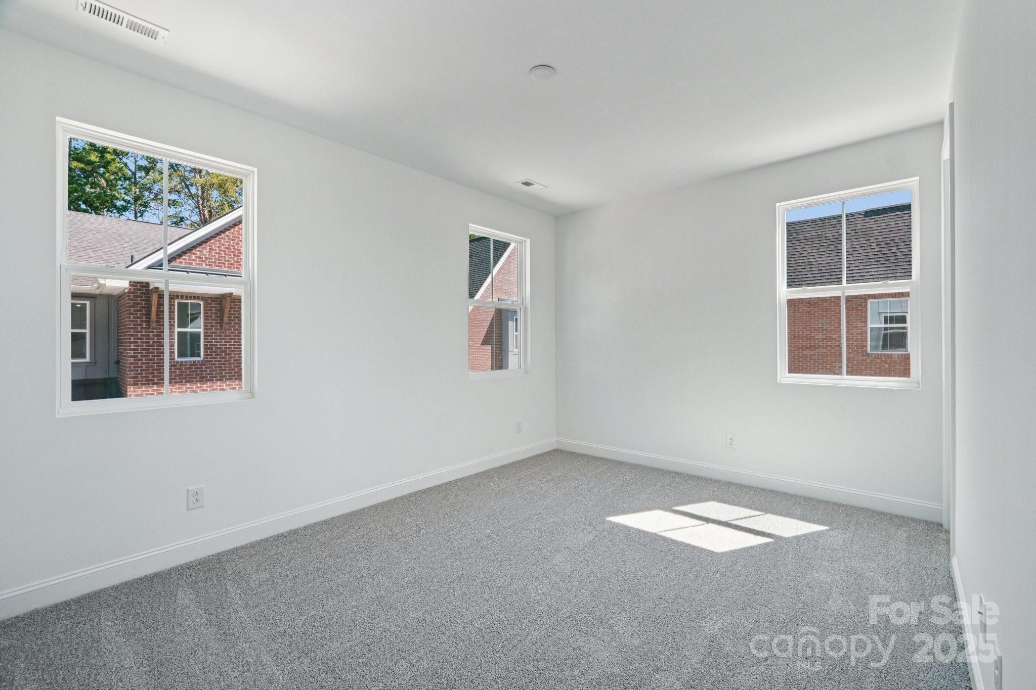 608 Mercury Drive — Tega Cay