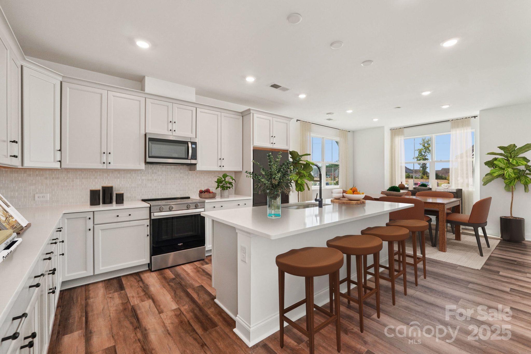 608 Mercury Drive — Tega Cay