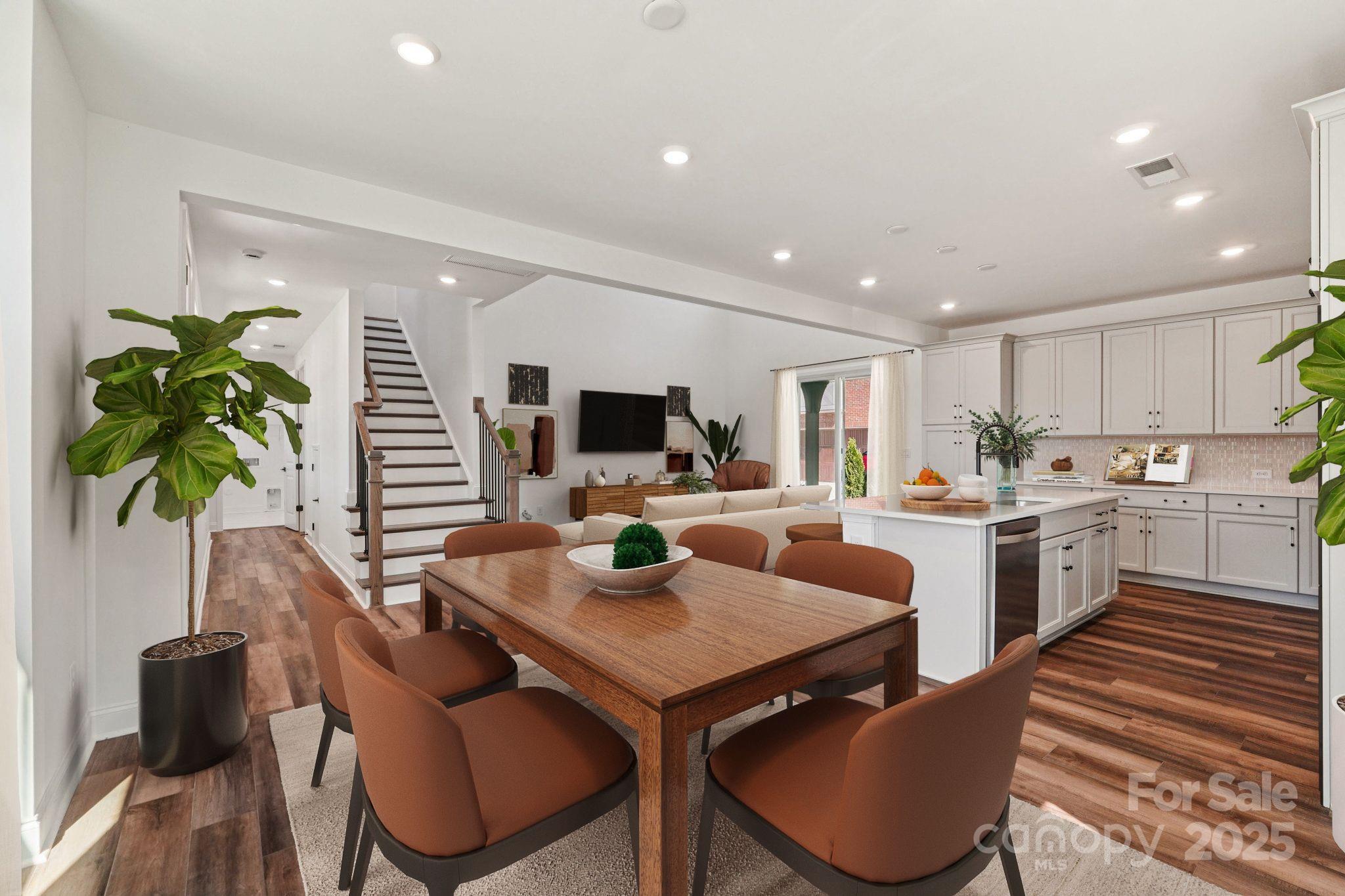 608 Mercury Drive — Tega Cay