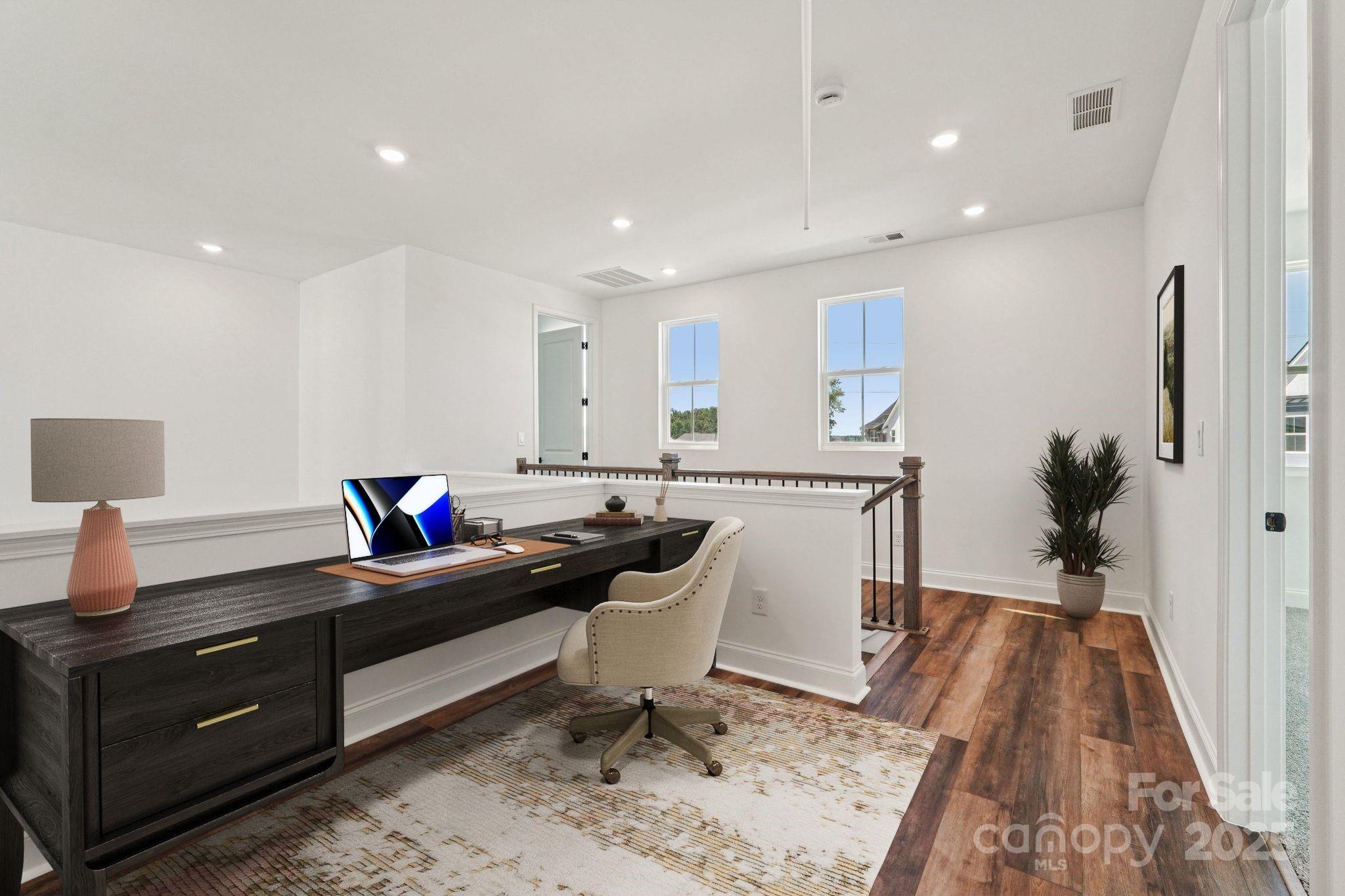 608 Mercury Drive — Tega Cay