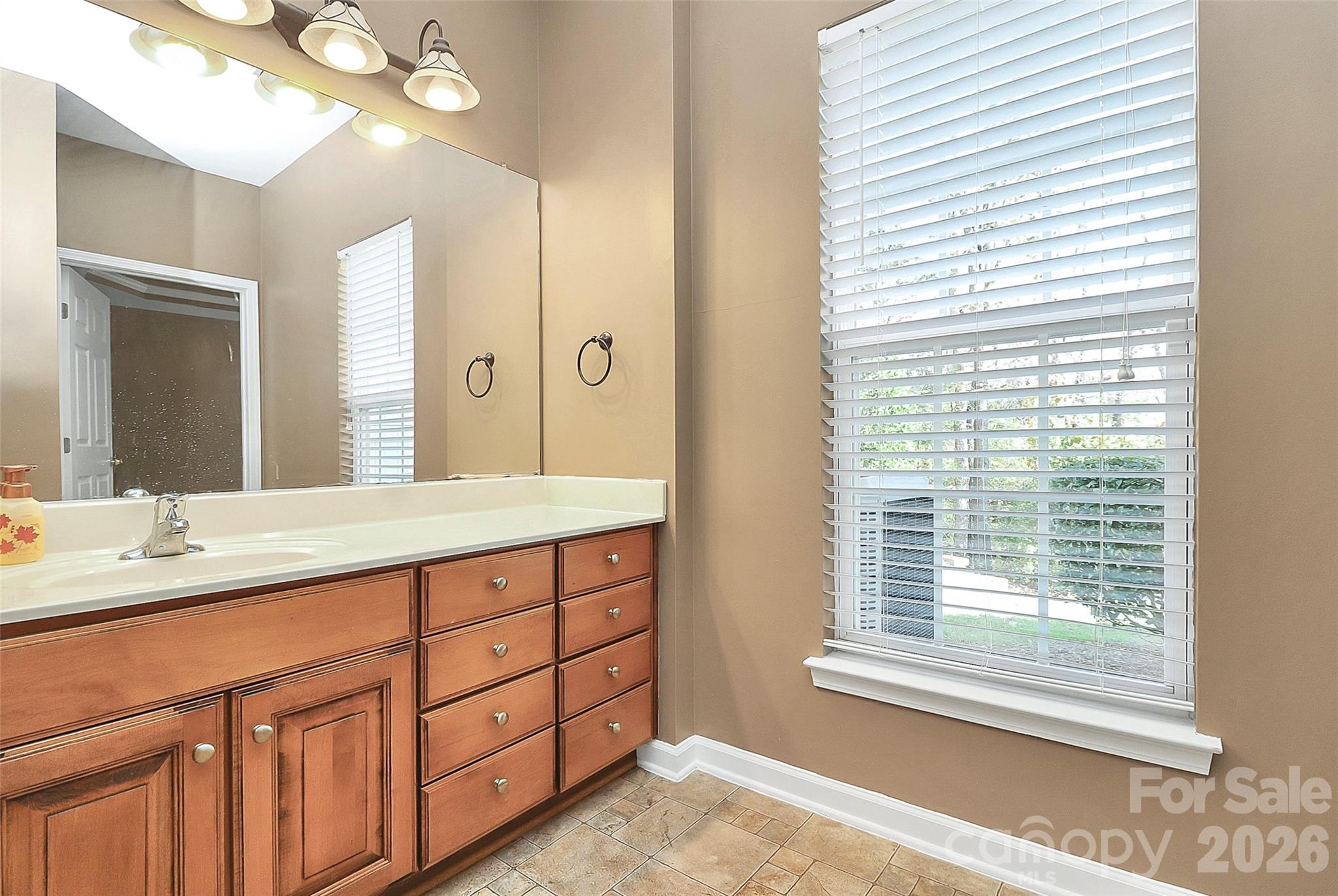 9411 Shumacher Avenue NW — Concord