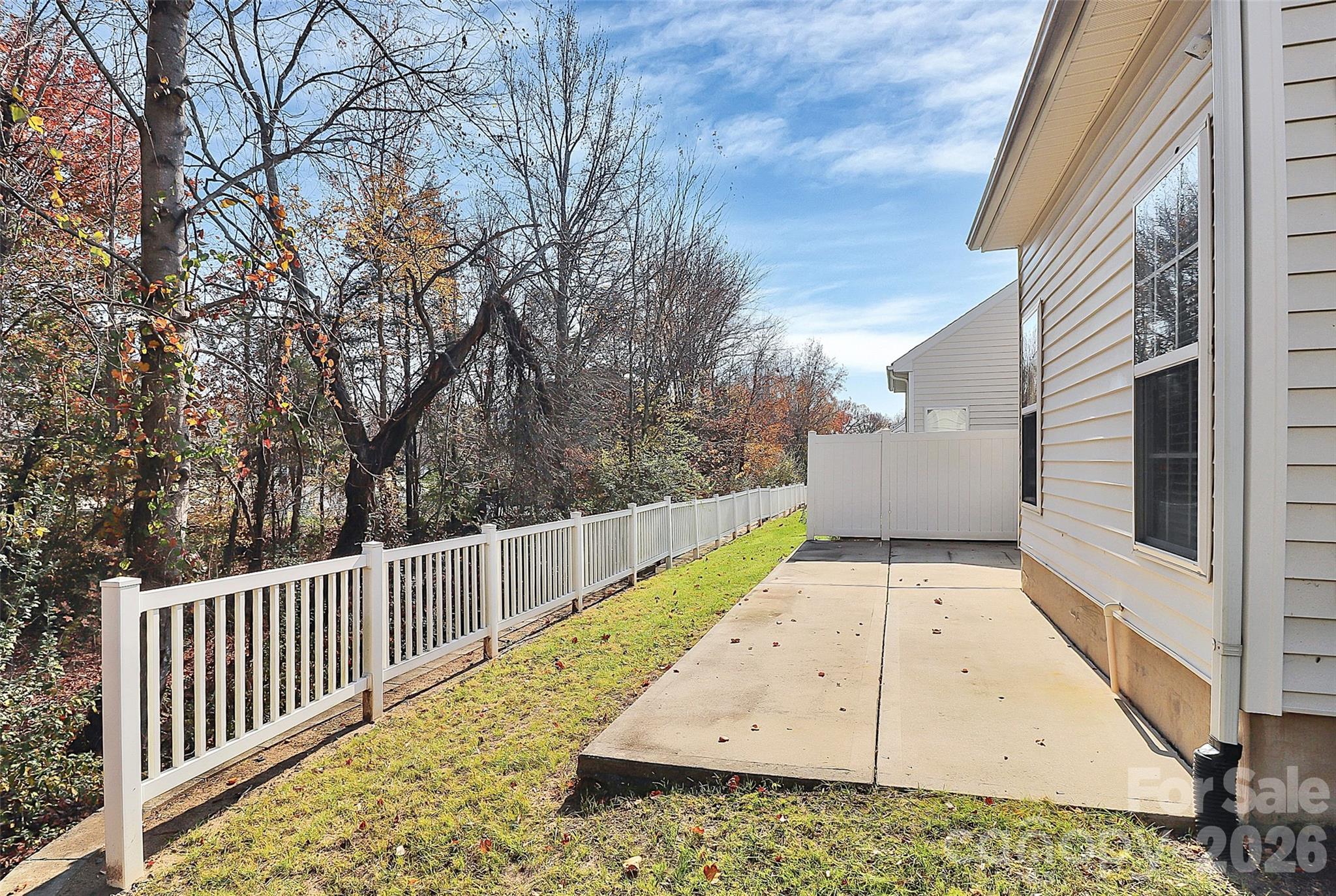 9411 Shumacher Avenue NW — Concord